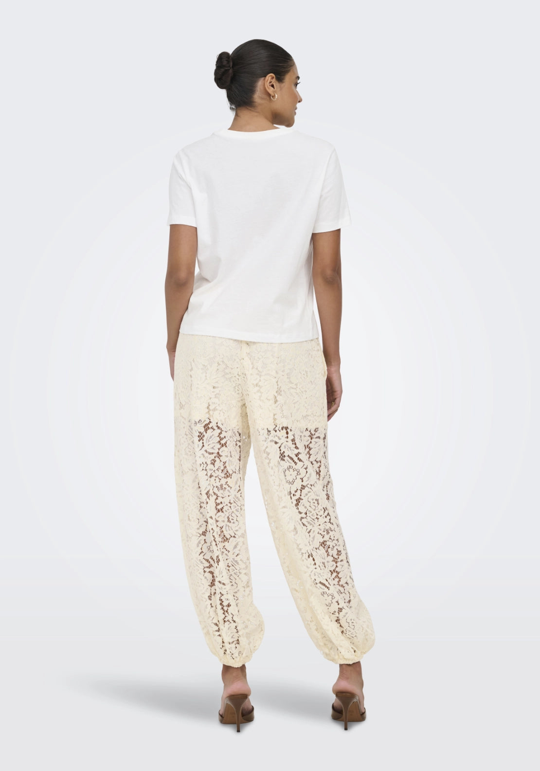 Lima Short Sleeve Print T-Shirt - Cloud Dancer Vivid