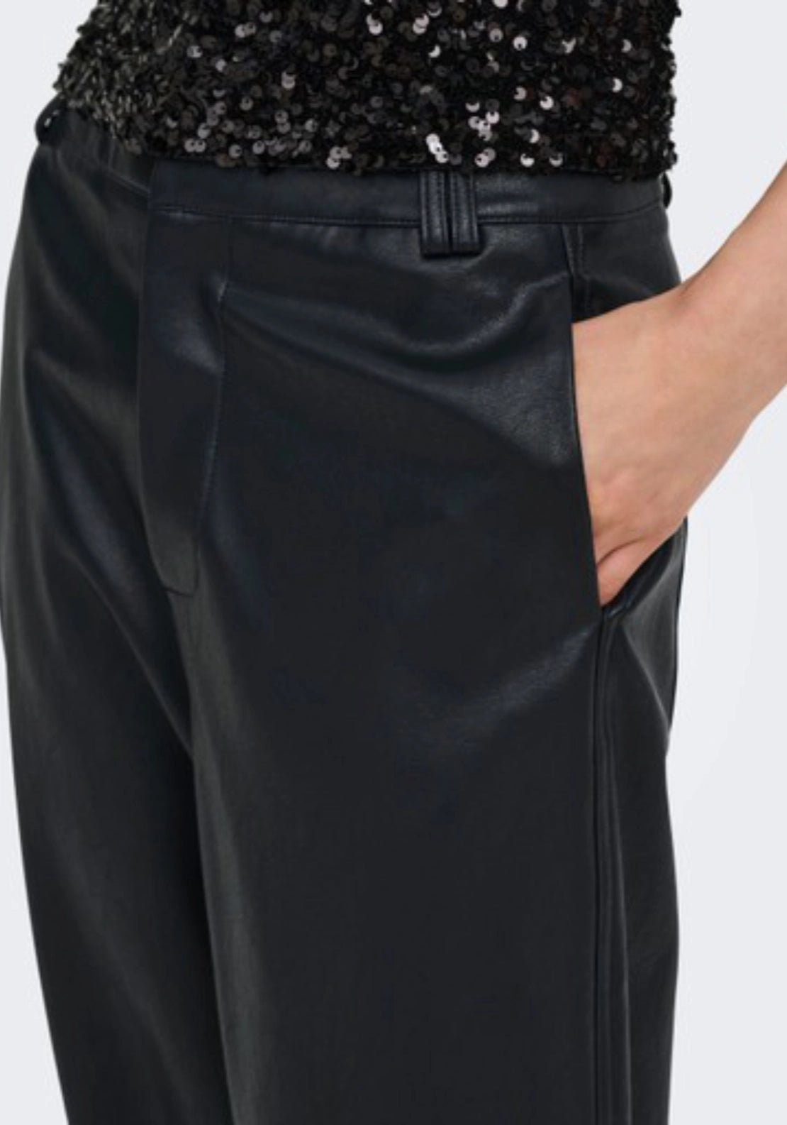 Reese Selma High Waist Barrel Trouserss - Black