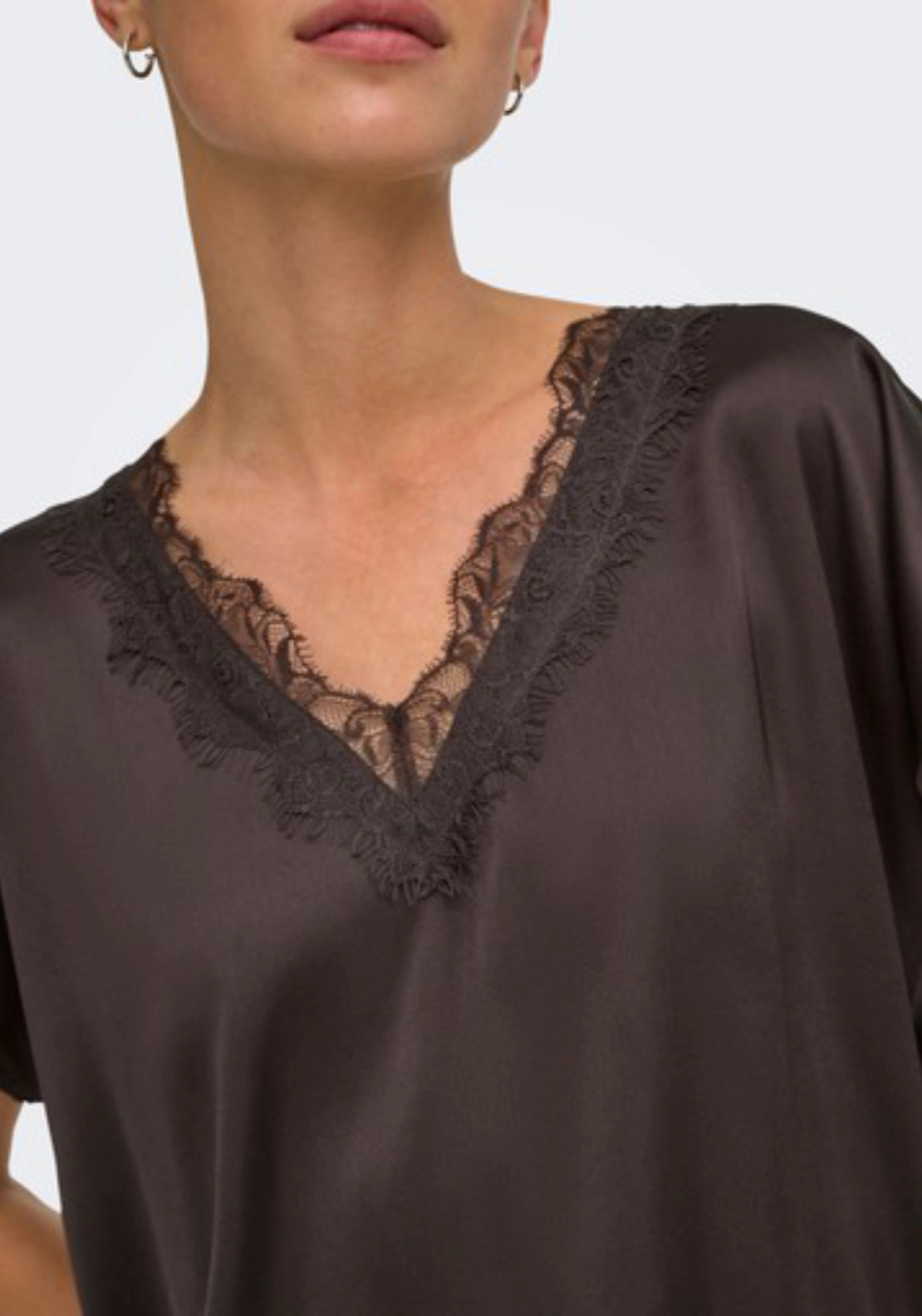 Fifi Short Sleeve V-Neck Top - Chocolate Plum