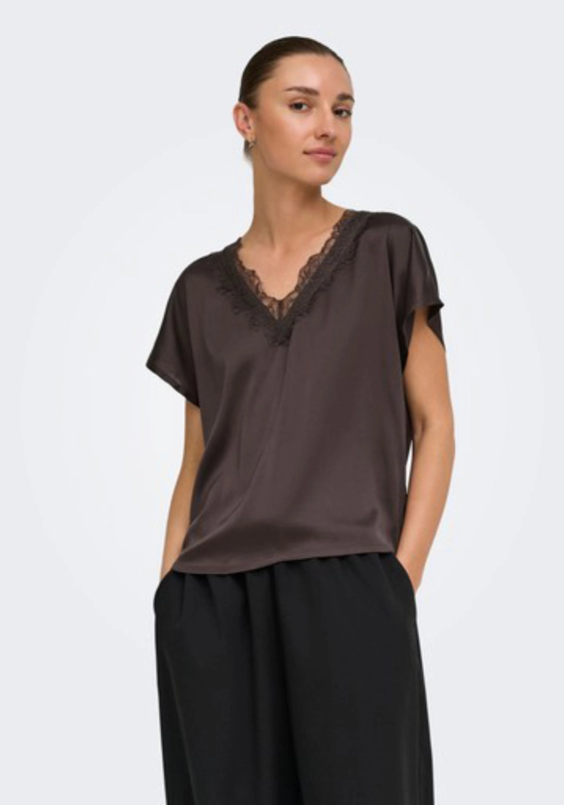Fifi Short Sleeve V-Neck Top - Chocolate Plum