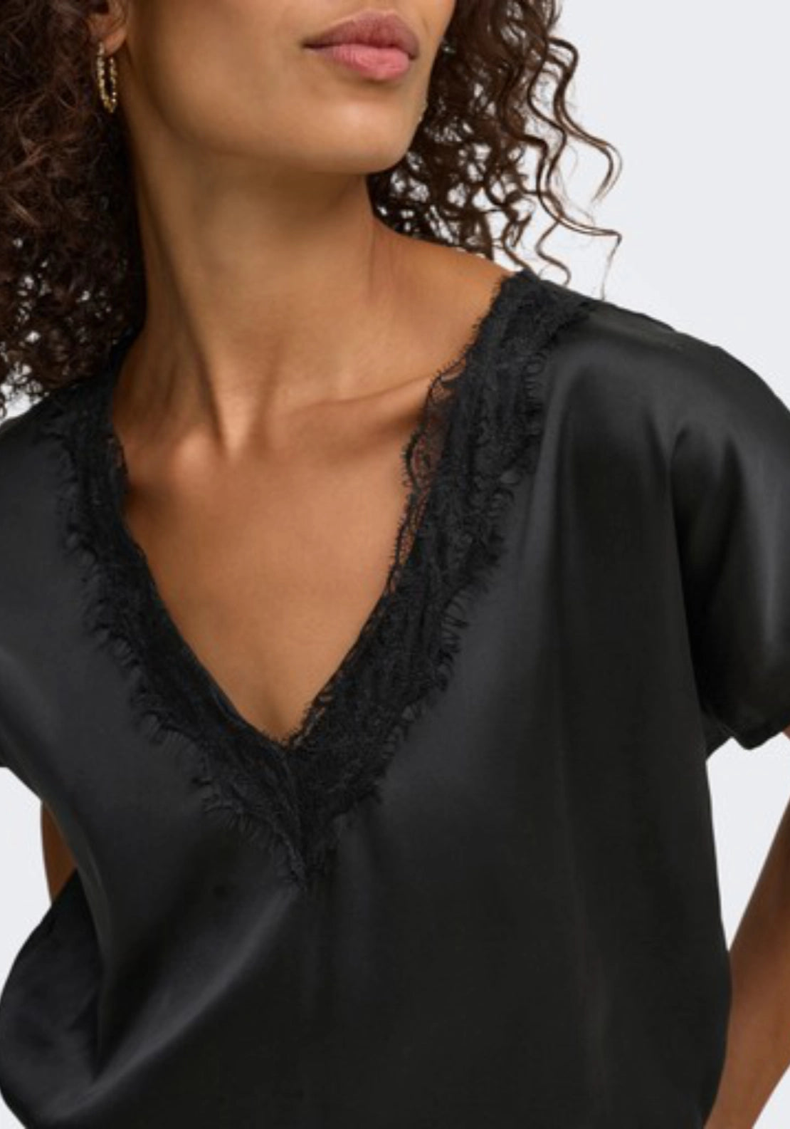 Fifi Short Sleeve V-Neck Top - Black