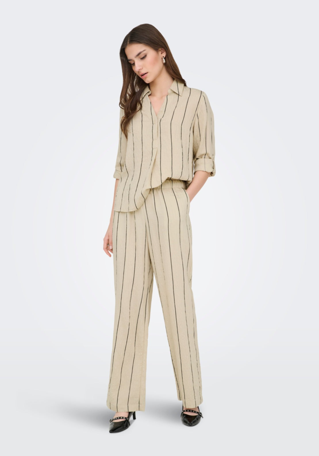 Jdy Ava Medium Waist Pull Up Pant - Eucalyptus/black 5 Shaws Department Stores