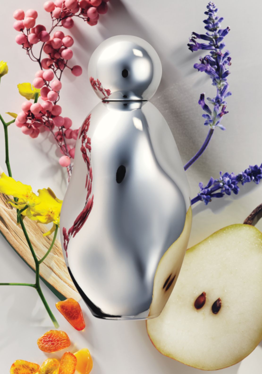 Kylie Jenner Cosmic 2.0 Eau de Parfum 2 Shaws Department Stores