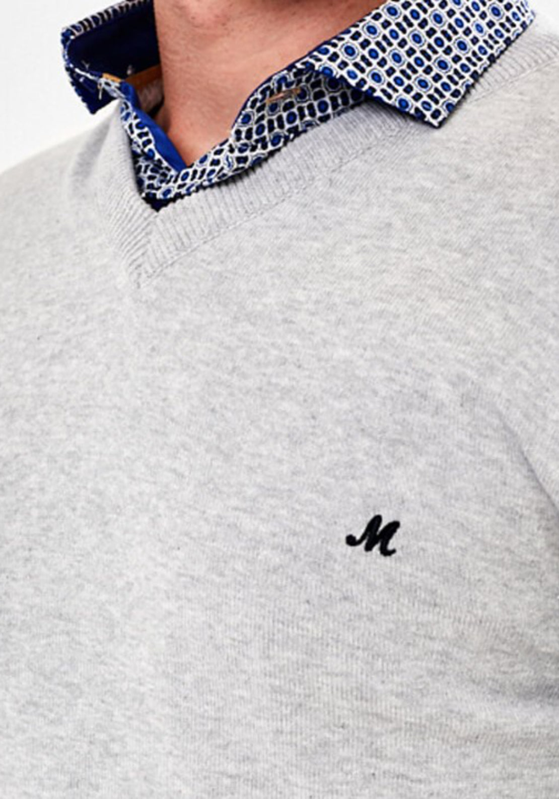 Azenha V Neck Knit - Grey