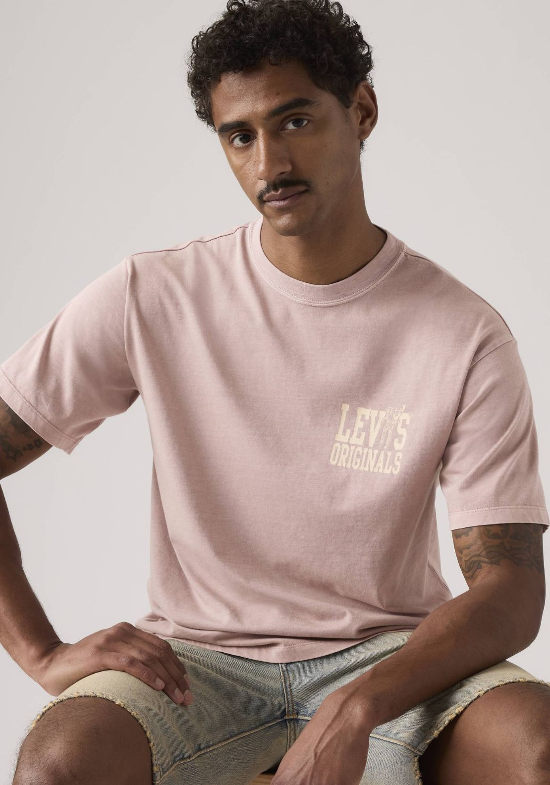 Levis Graphic Vintage Tee - Pink 4 Shaws Department Stores