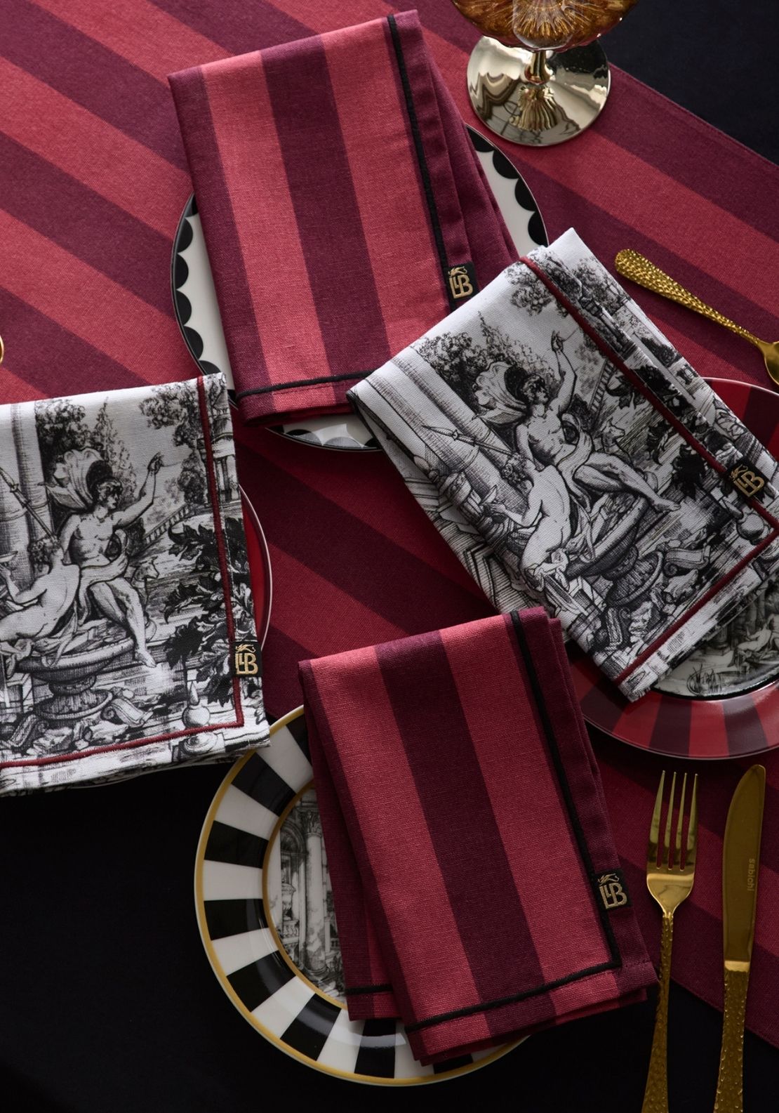 Laurence Llewelyn-bowen Festivo Napkins - Red 1 Shaws Department Stores