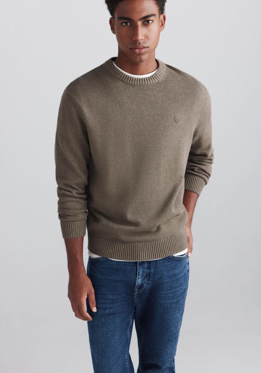 Crew Neck Basic Knit - Brown