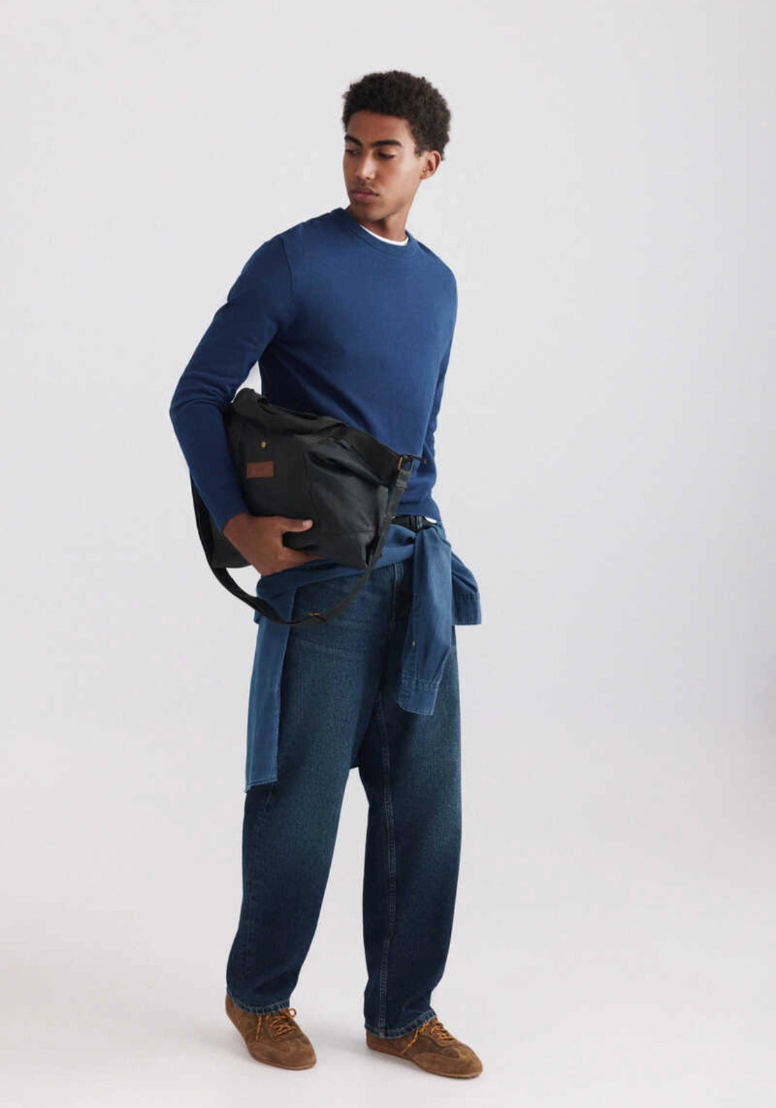 Classic Crew Neck Basic Knit - Blue