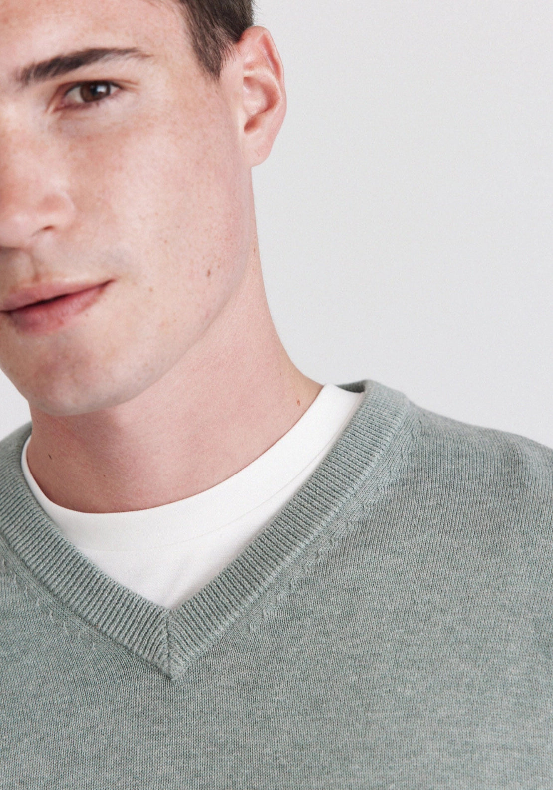 V Neck Basic Knit - Green