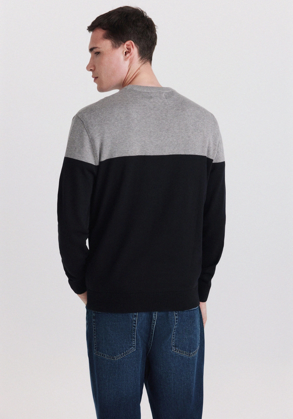 Crew Color Block Knit - Grey