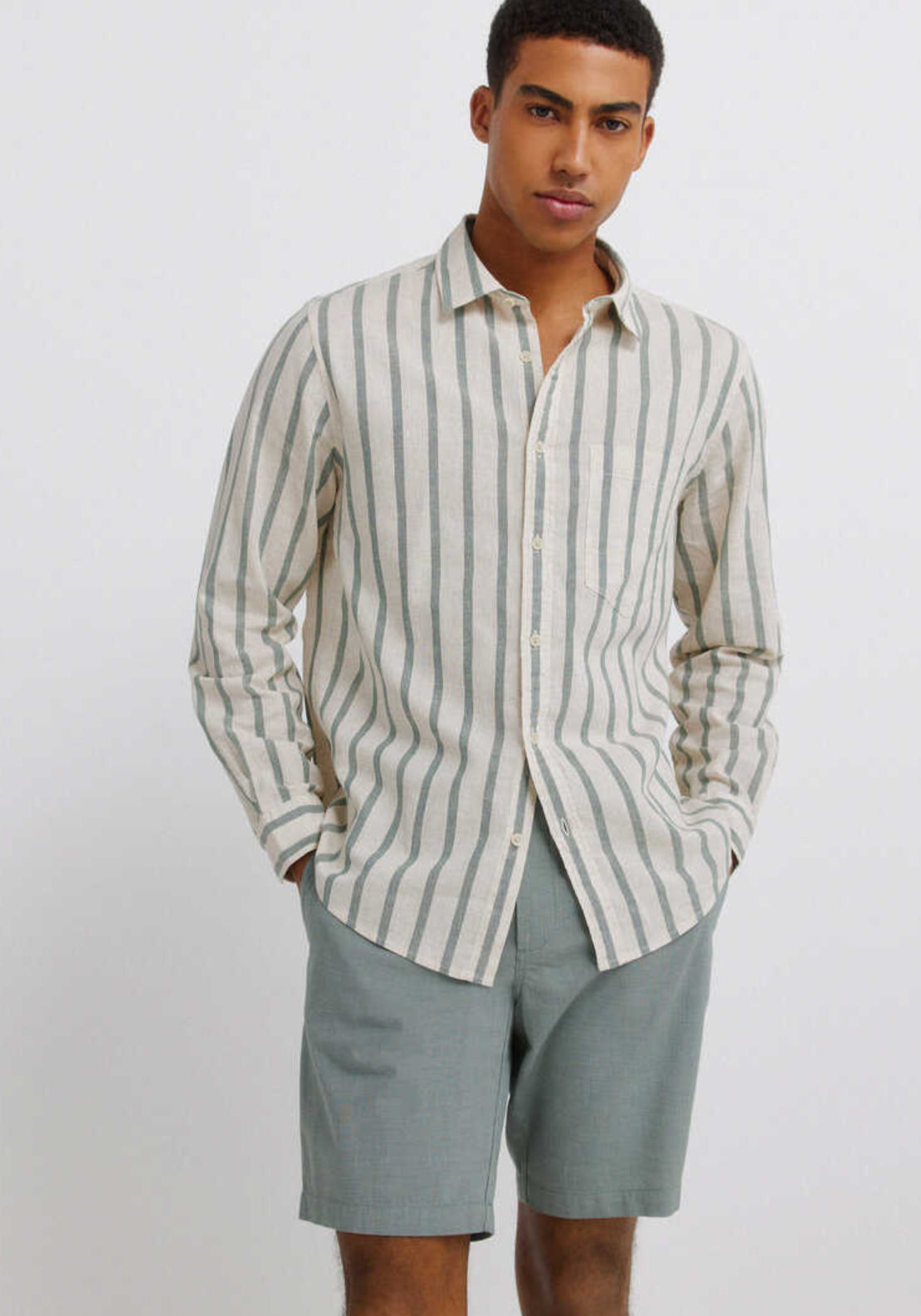 Structured Bermuda Shorts - Green