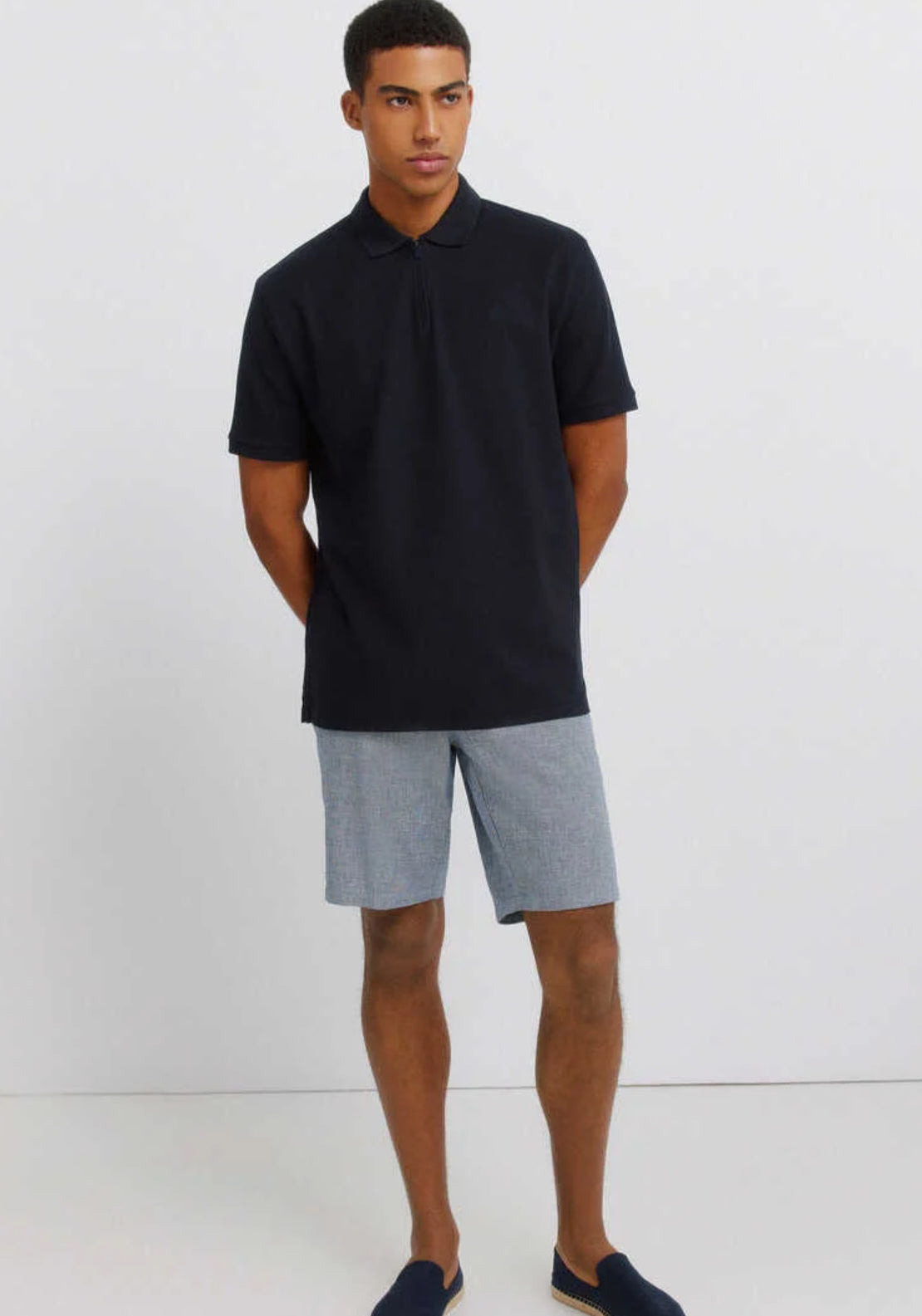 Dobby Linen Blend Comfort Fit Bermuda Shorts - Blue