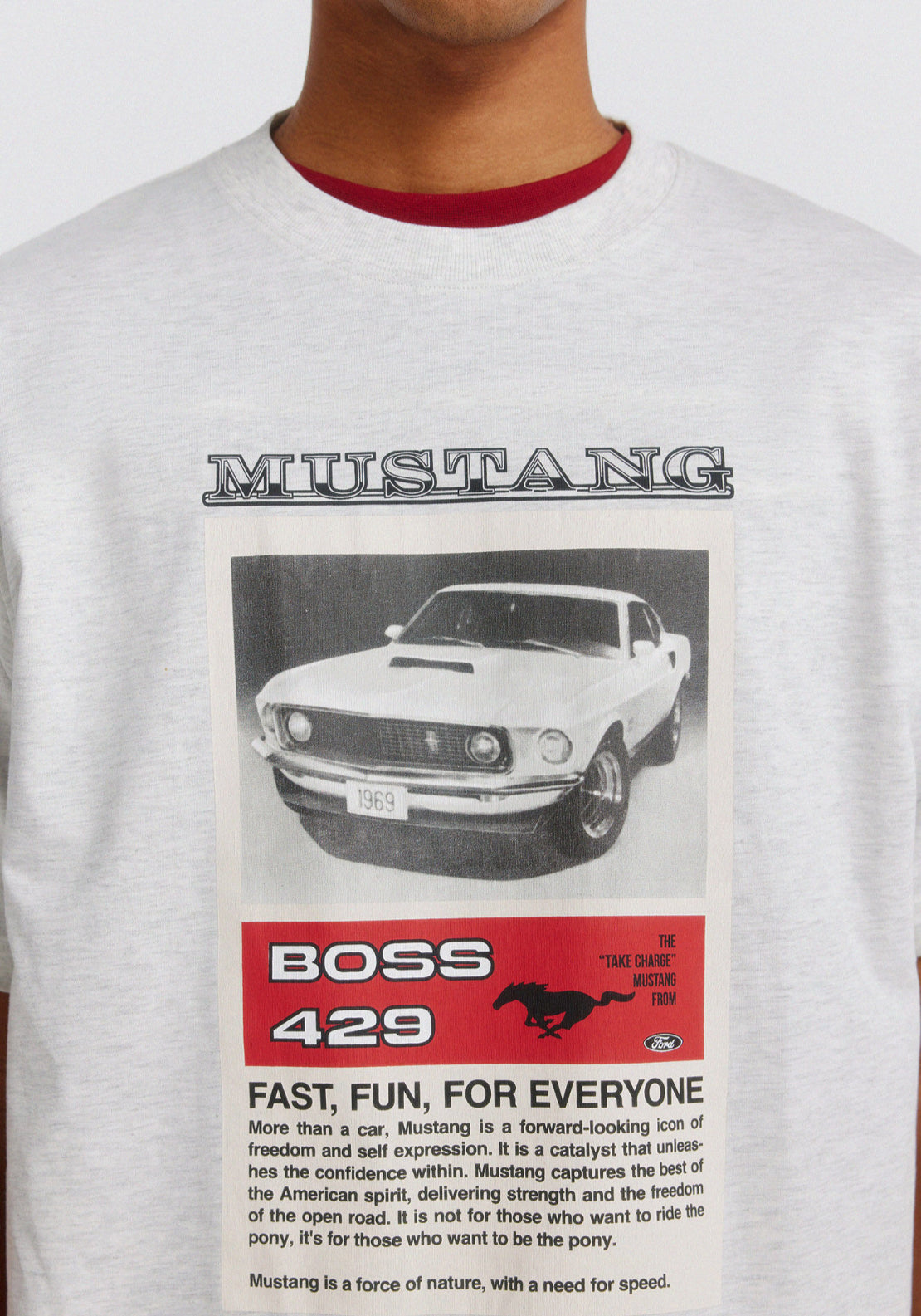 Mustang T-Shirt - Grey / Silver