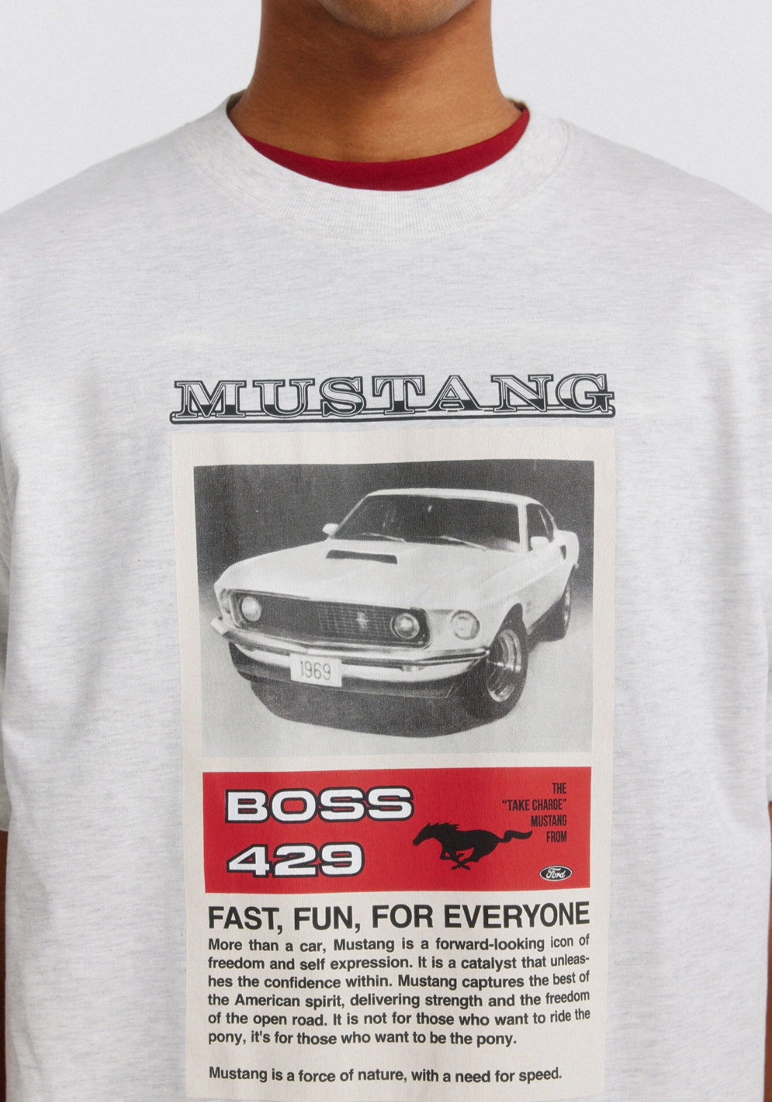 Mustang T-Shirt - Grey / Silver