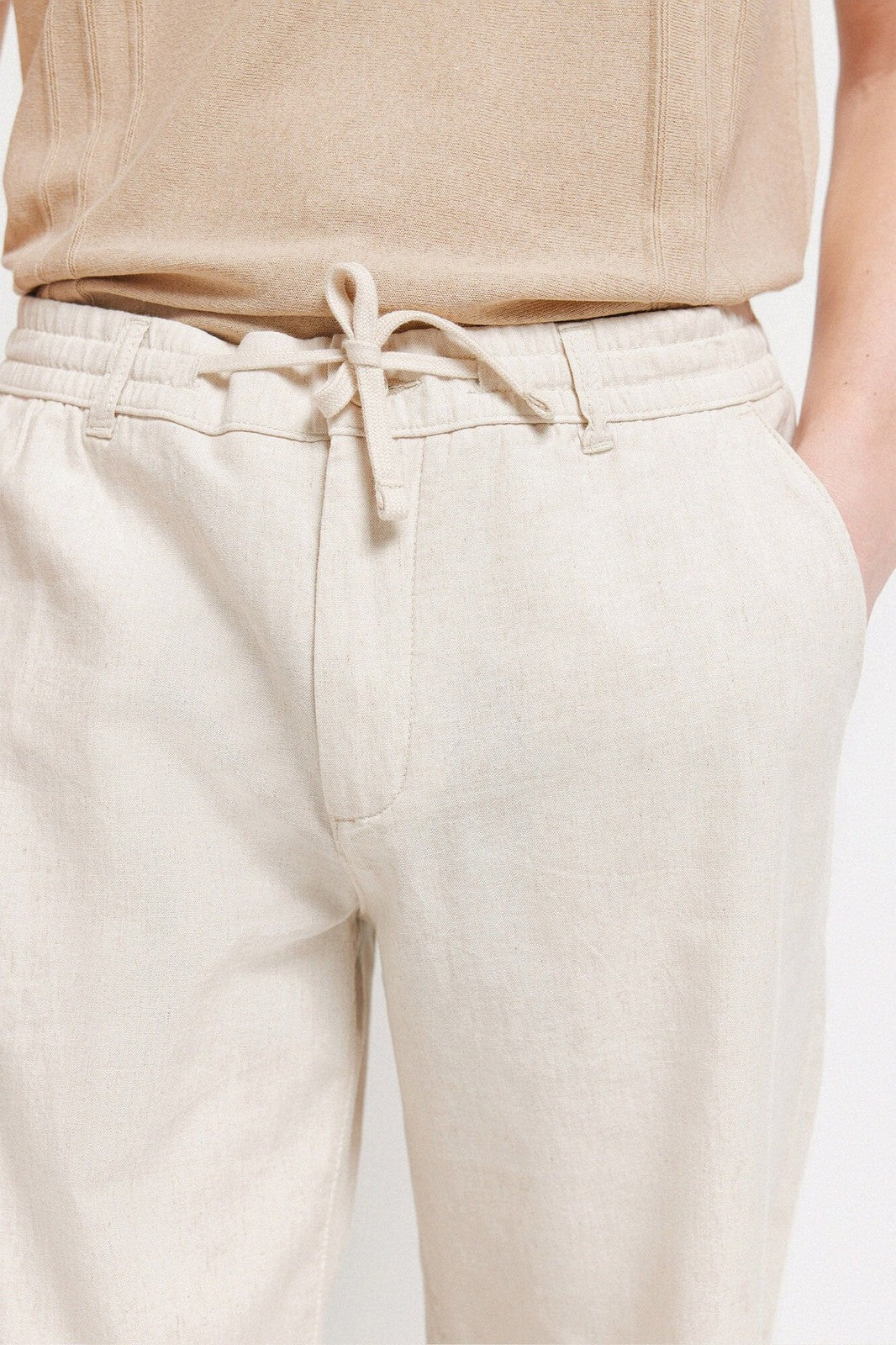 Linen Comfort Fit Chinos - Beige