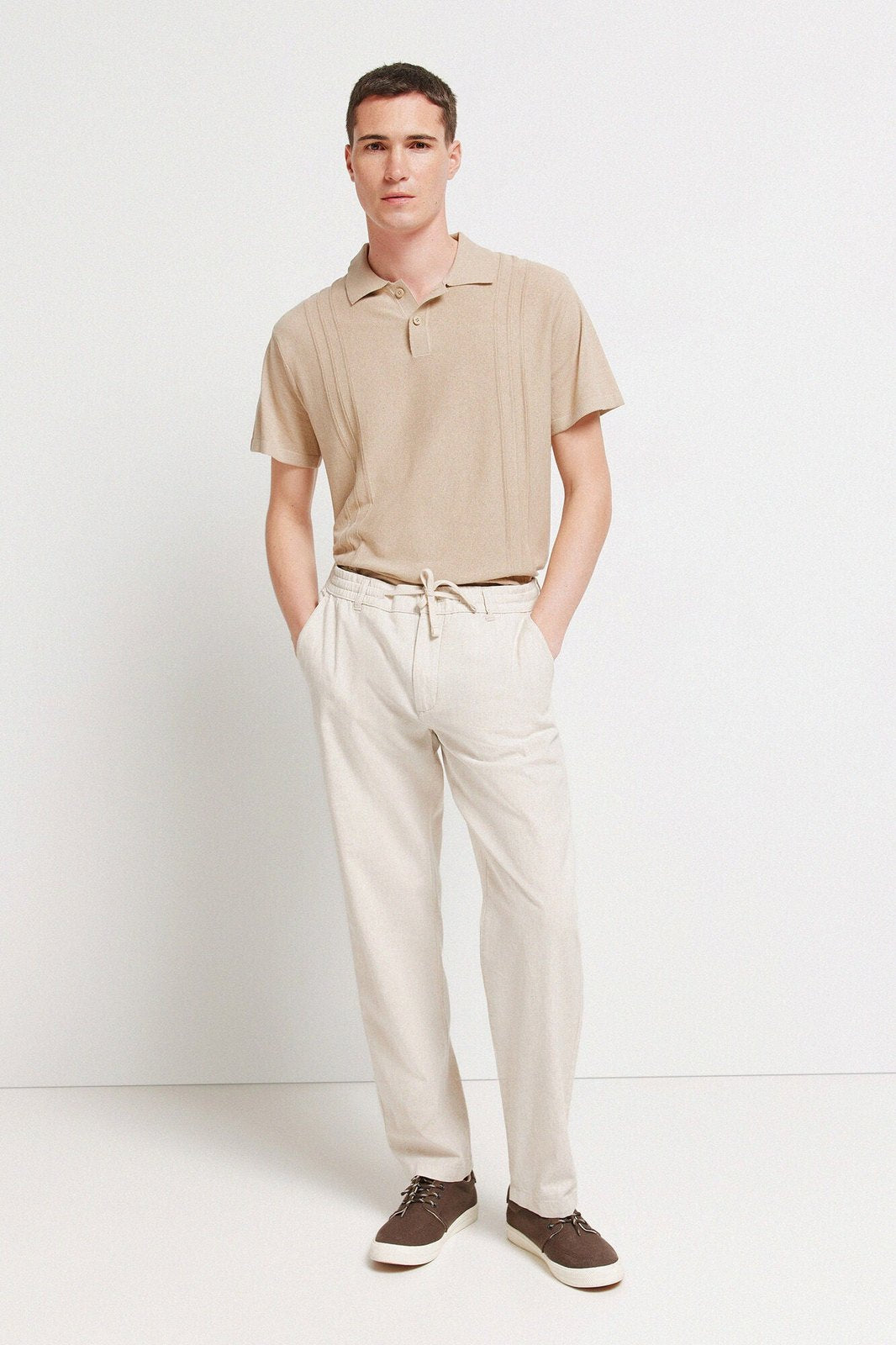 Linen Comfort Fit Chinos - Beige