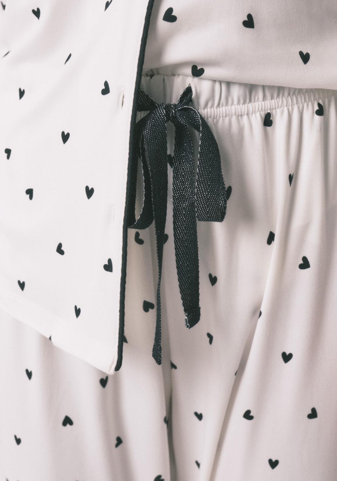 Heart Print Classic Long Pyjamas - White