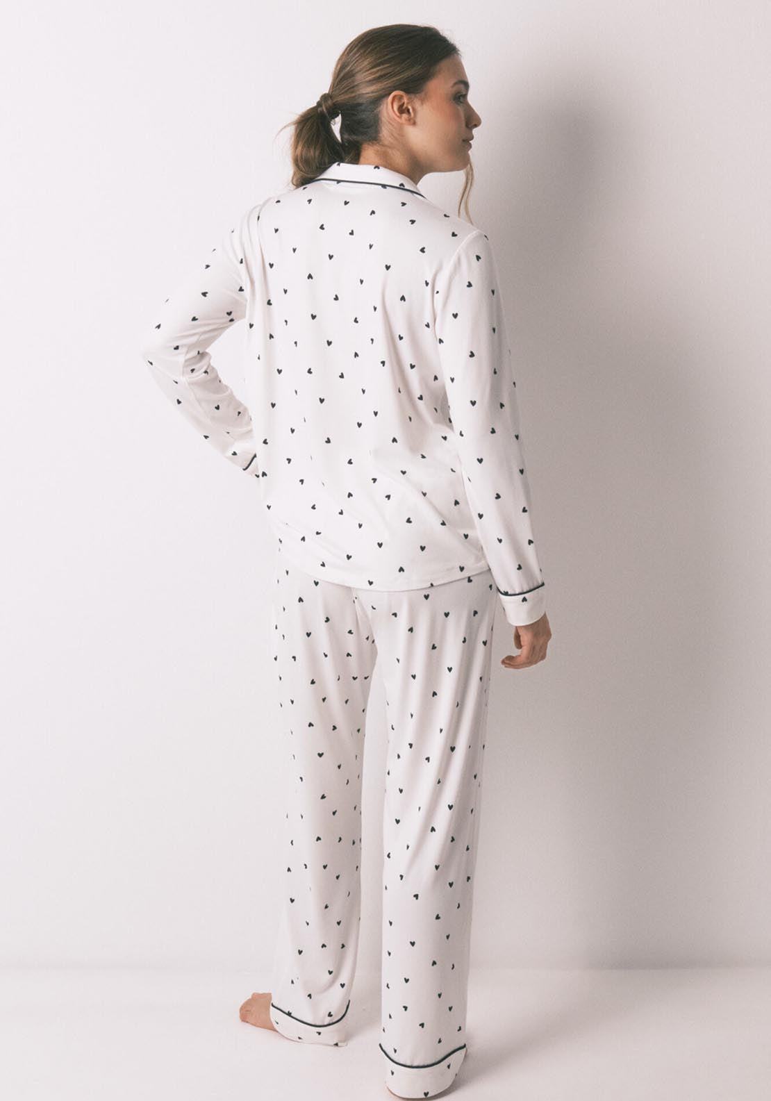 Heart Print Classic Long Pyjamas - White