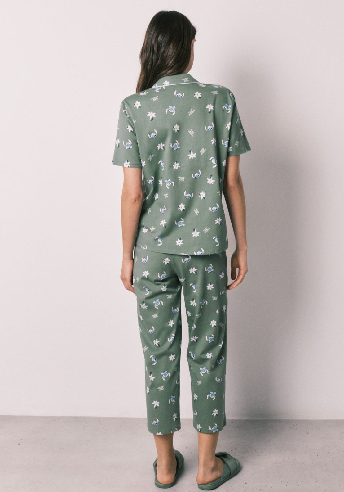 Capri Stitch Classic Pyjamas - Medium Khaki