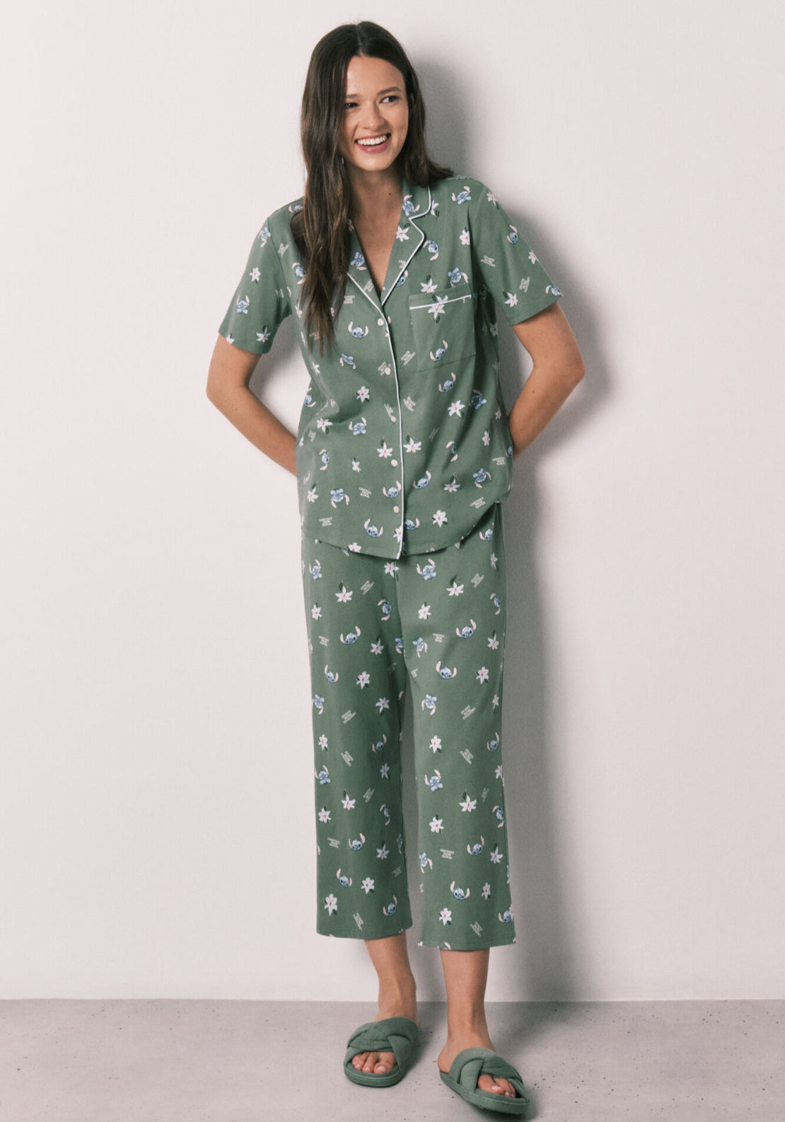 Capri Stitch Classic Pyjamas - Medium Khaki