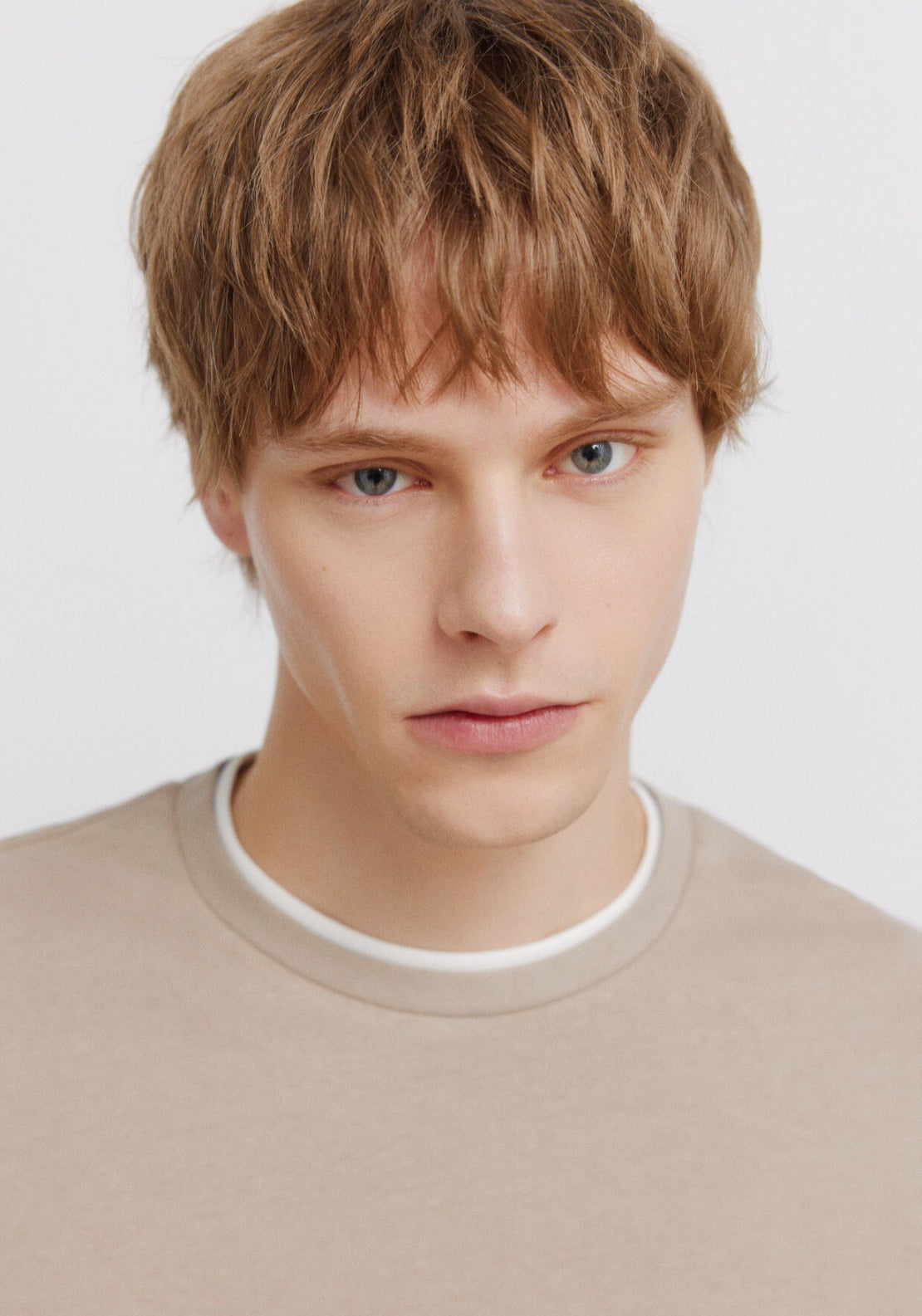 Double Neck T-Shirt - Beige