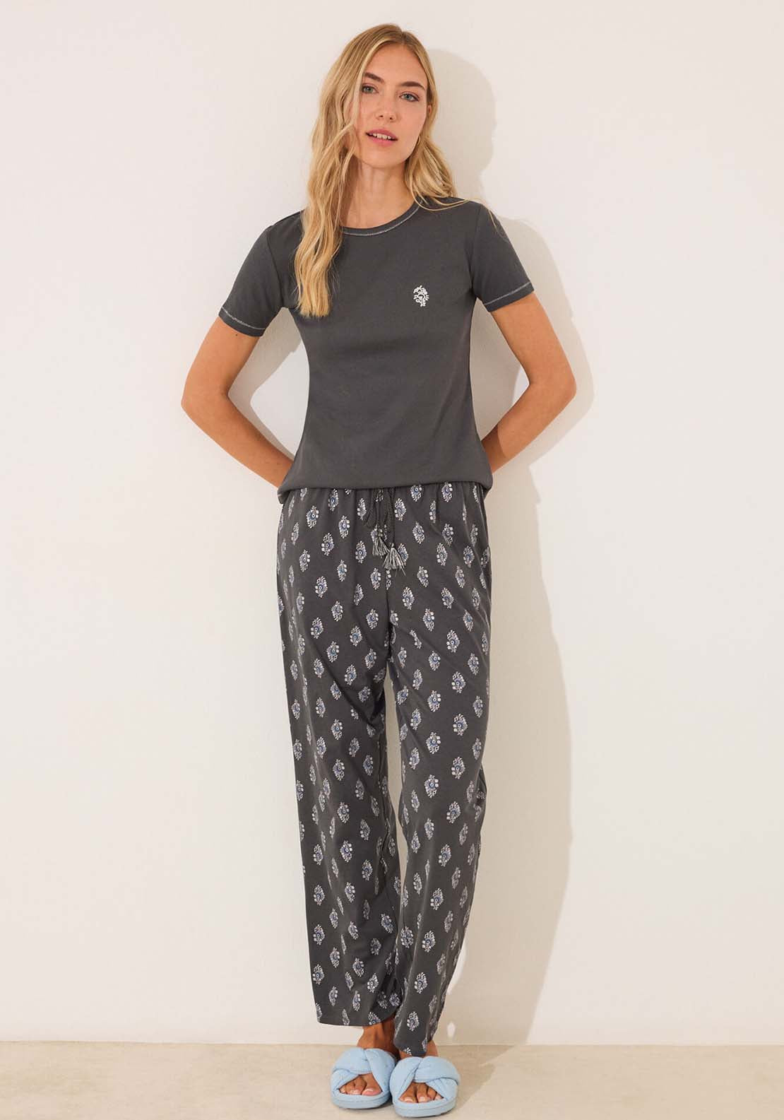 Short Sleeves Long Pant Pyjama - Grey