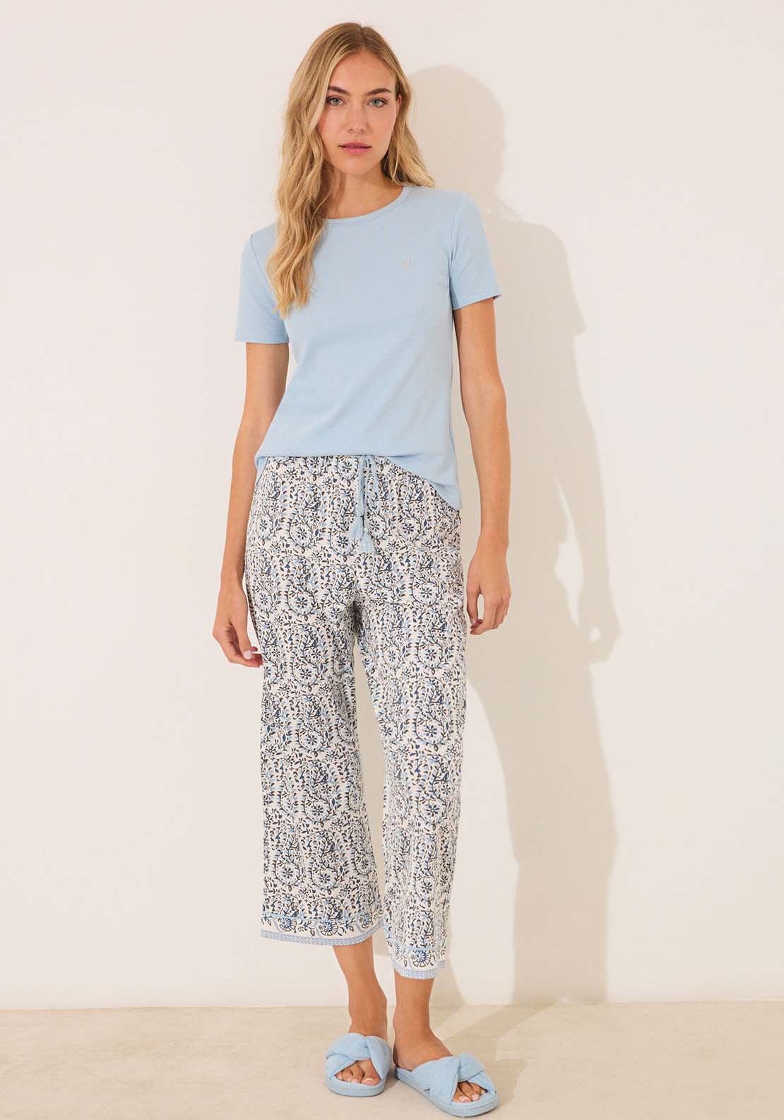 Short Sleeves Capri Pant Pyjama - Blue