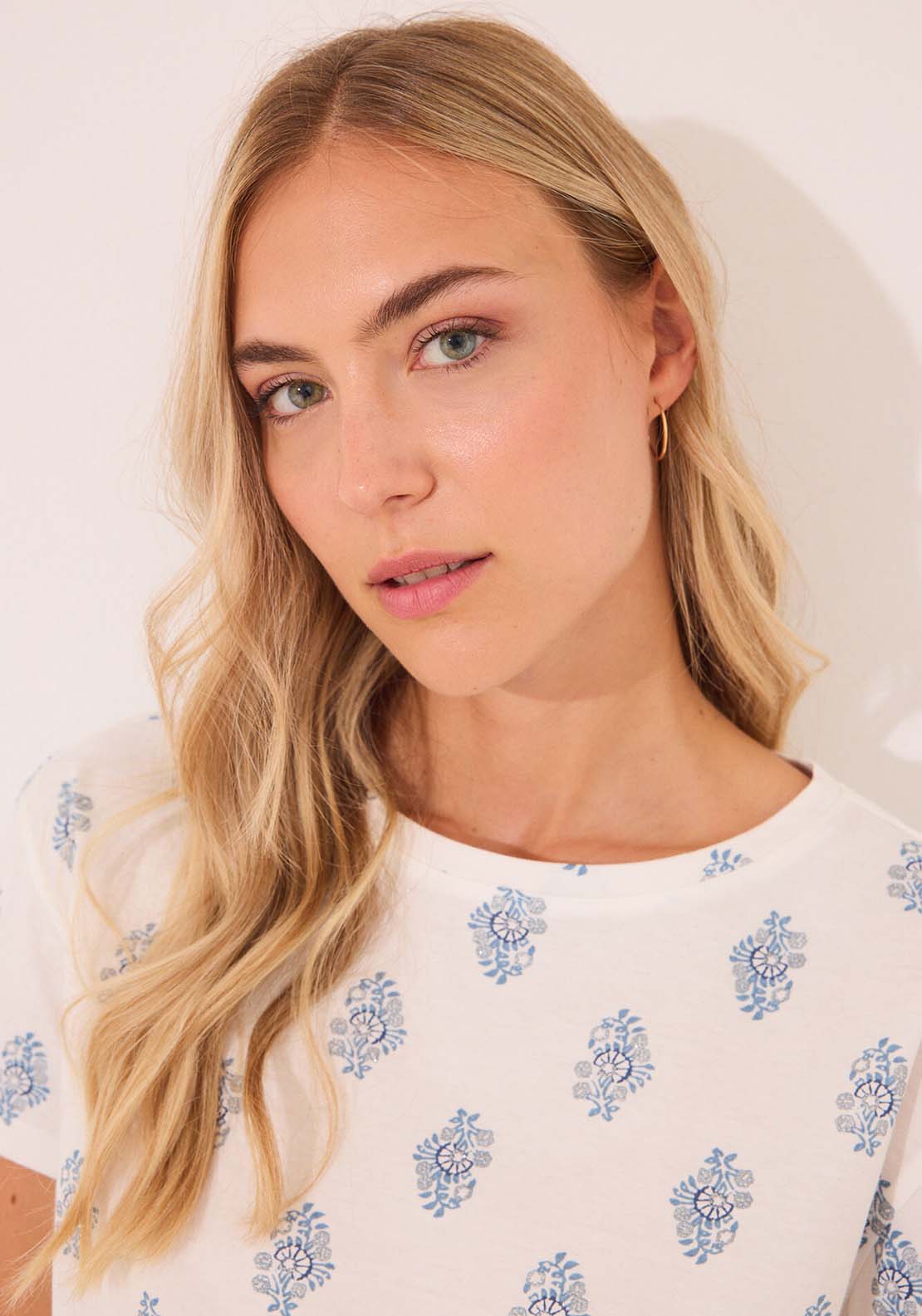 Short Sleeves Long Pant Pyjama - White