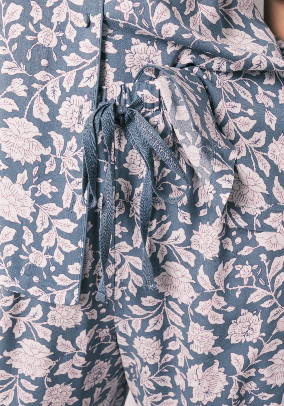 100% Viscose Floral Print Classic Pyjamas - Blue