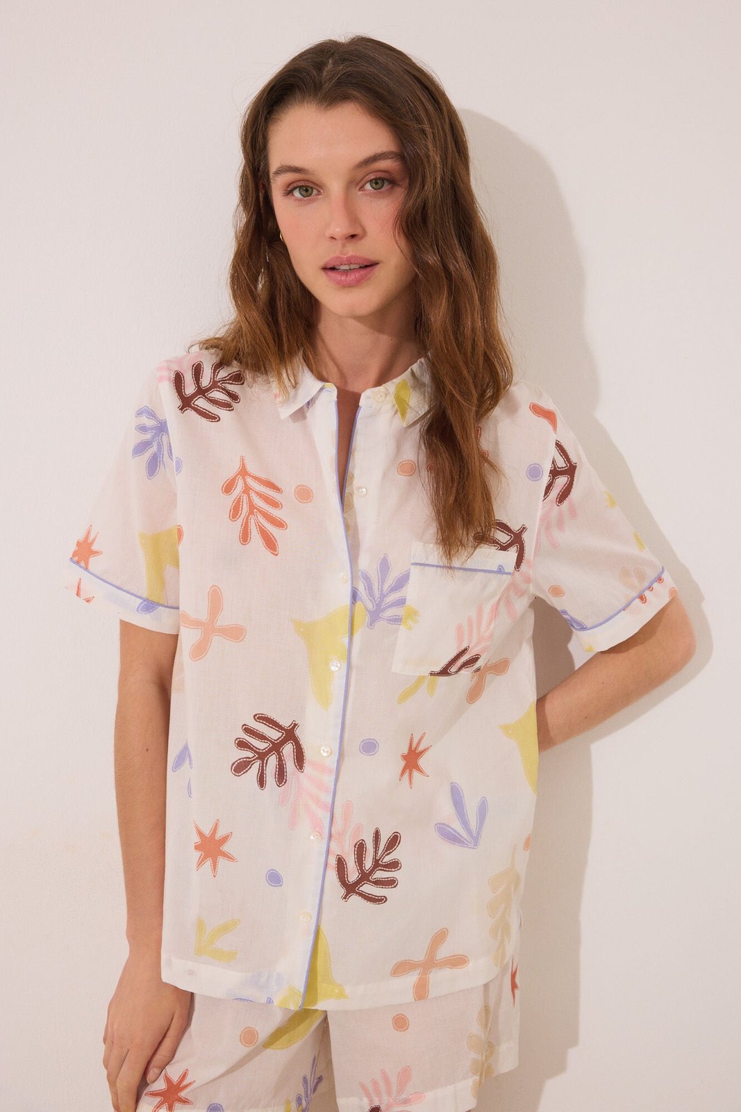 Womensecret Short classic pyjamas in allover viscose with leaves - Multicoloured 6 Shaws Department Stores