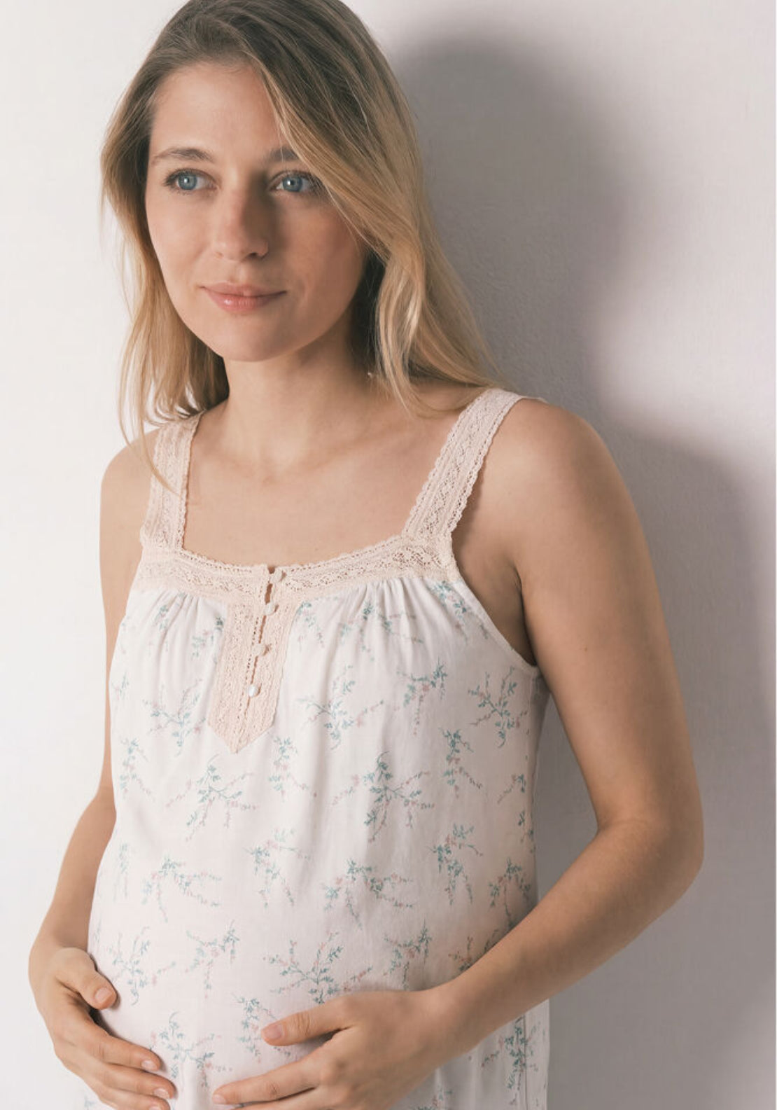 Printed Floral Cotton Short Nightgown Maternity - White