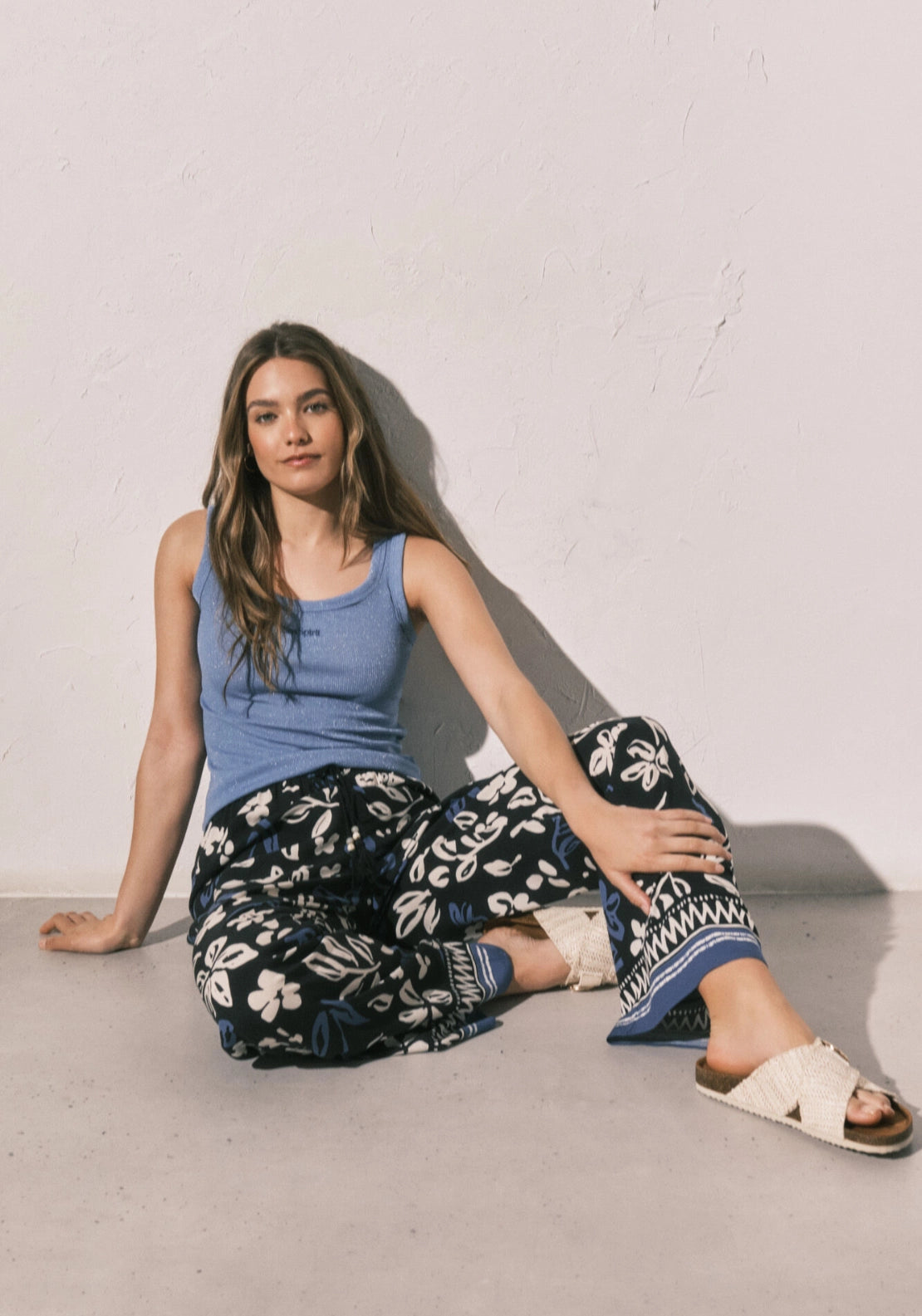 Floral Print Long Trousers - Blue