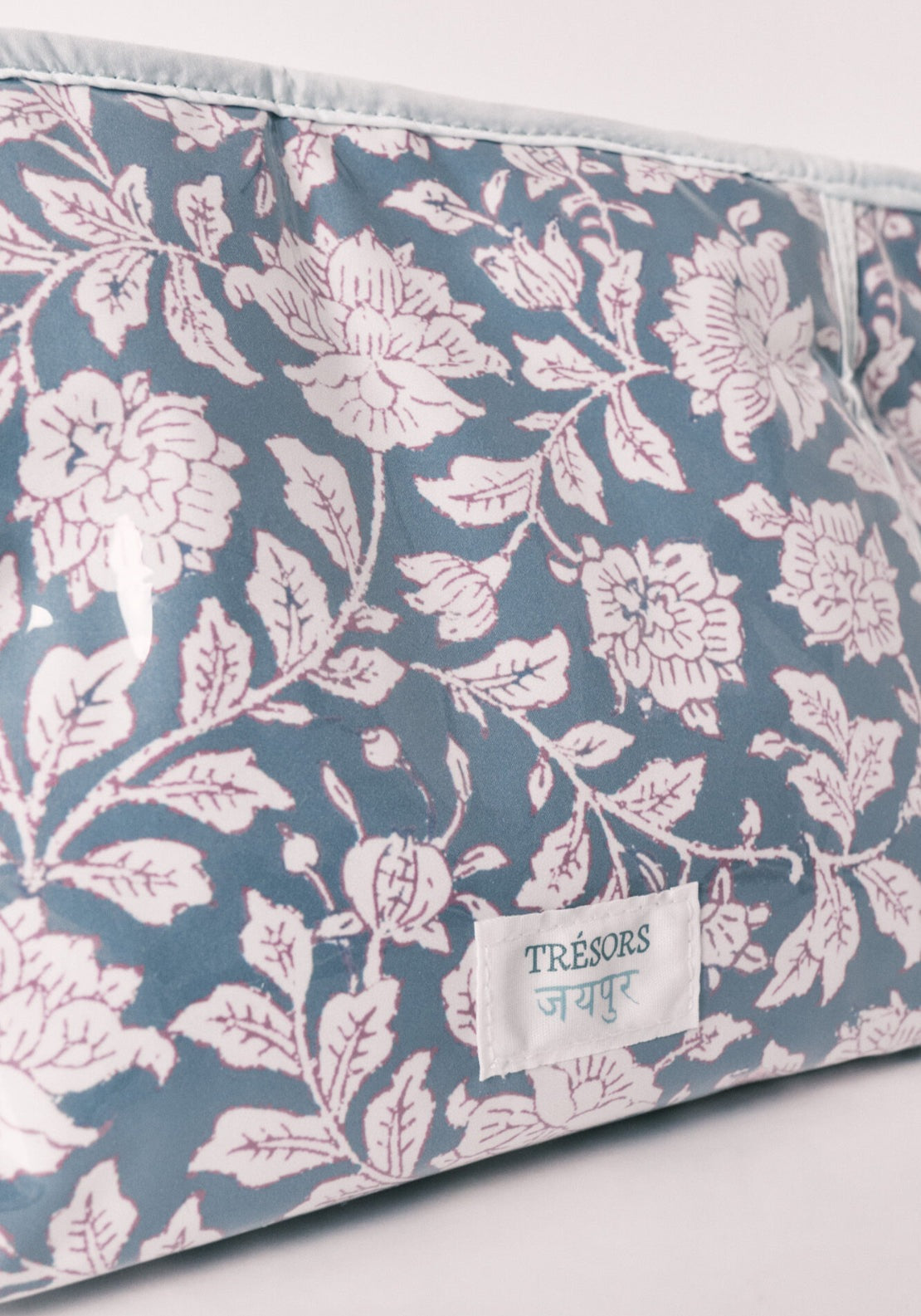Blue Medium Floral Print Vanity Case - Multicolour