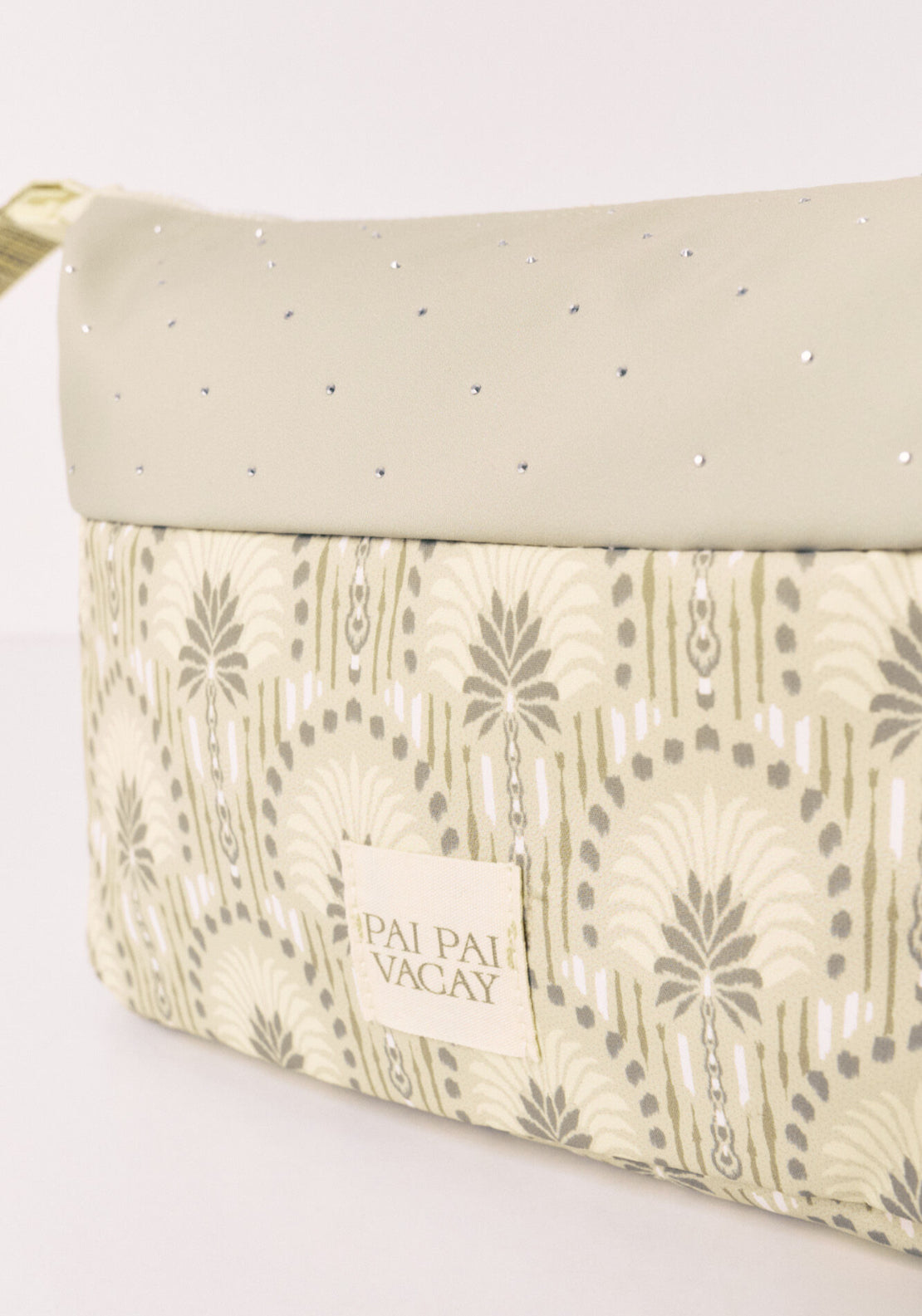 Printed Medium Vanity Case - Green