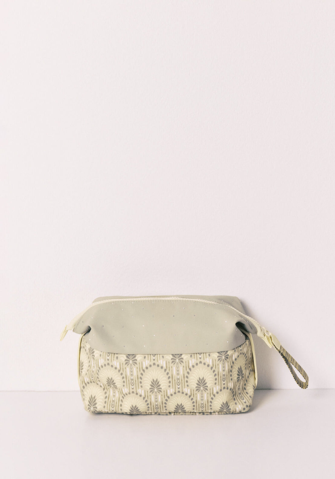 Printed Medium Vanity Case - Green
