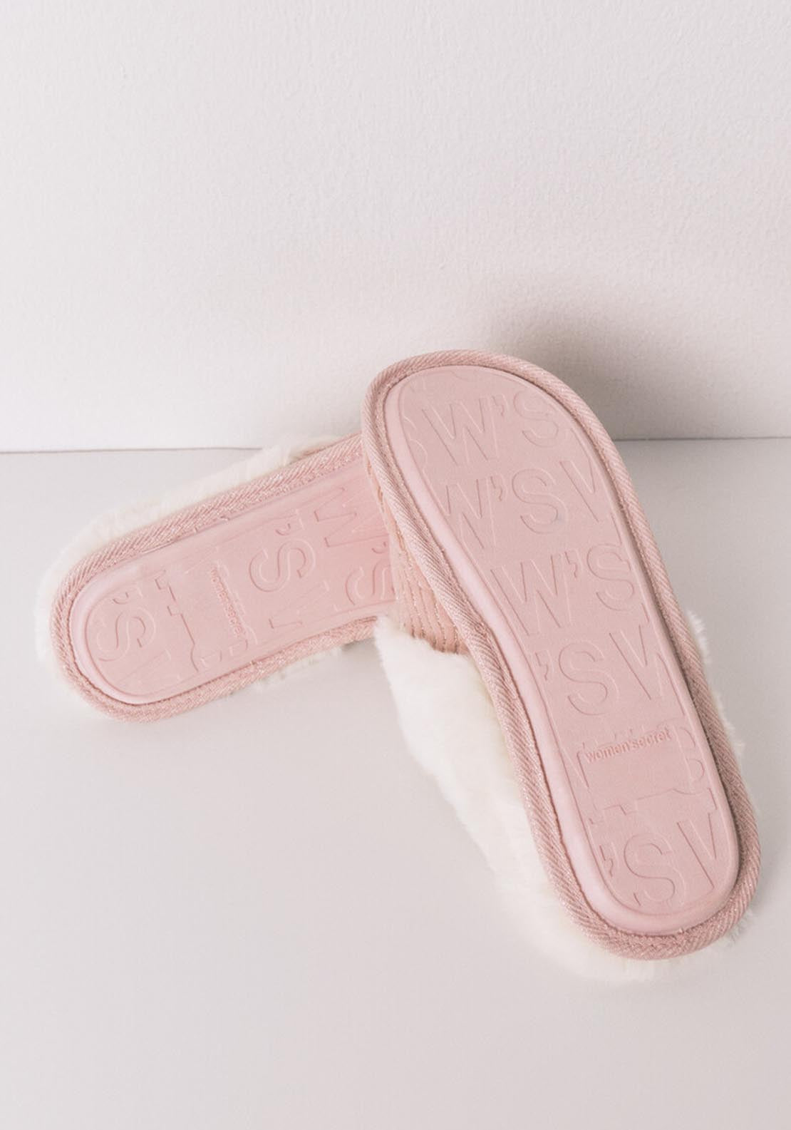 Pink Lurex Fur Ribbed Slippers - Pink