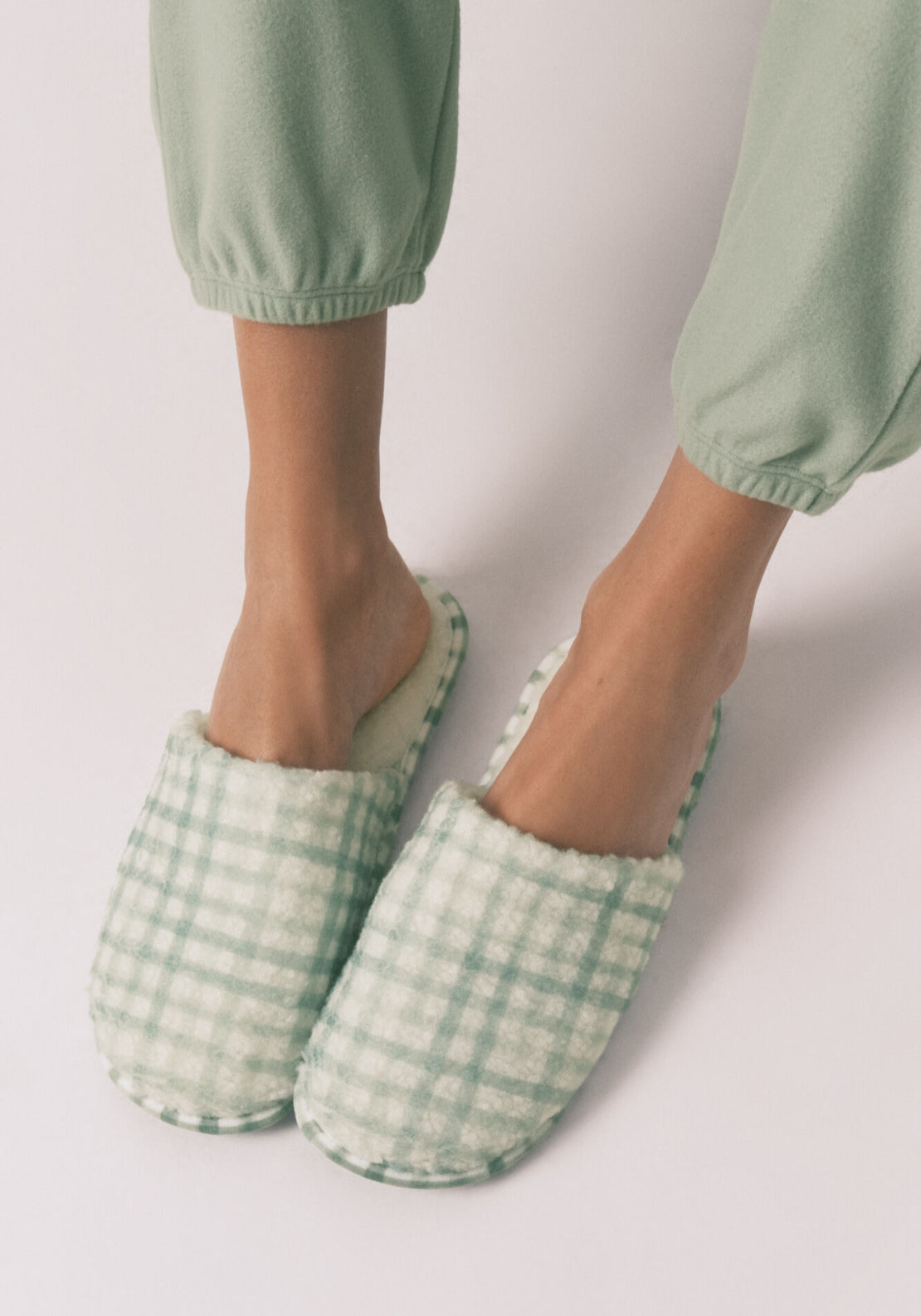 Faux Shearling Plaid Slippers - Green
