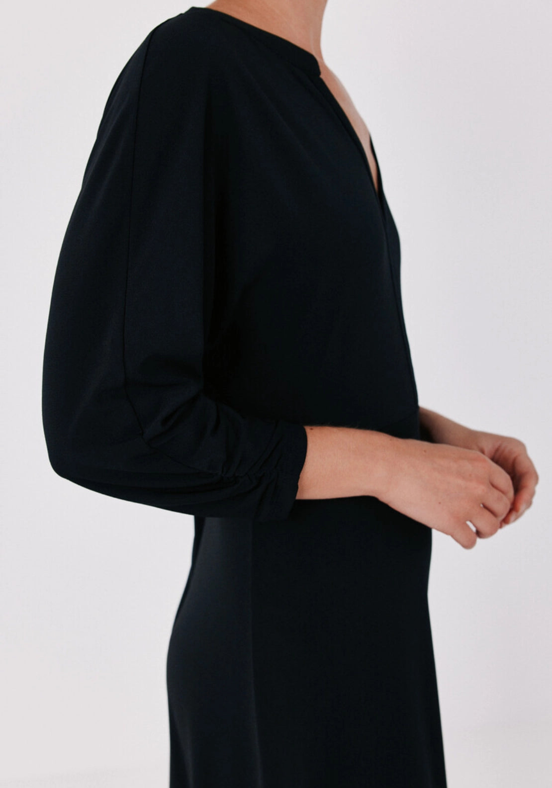 Fluid Stretch Dress - Black