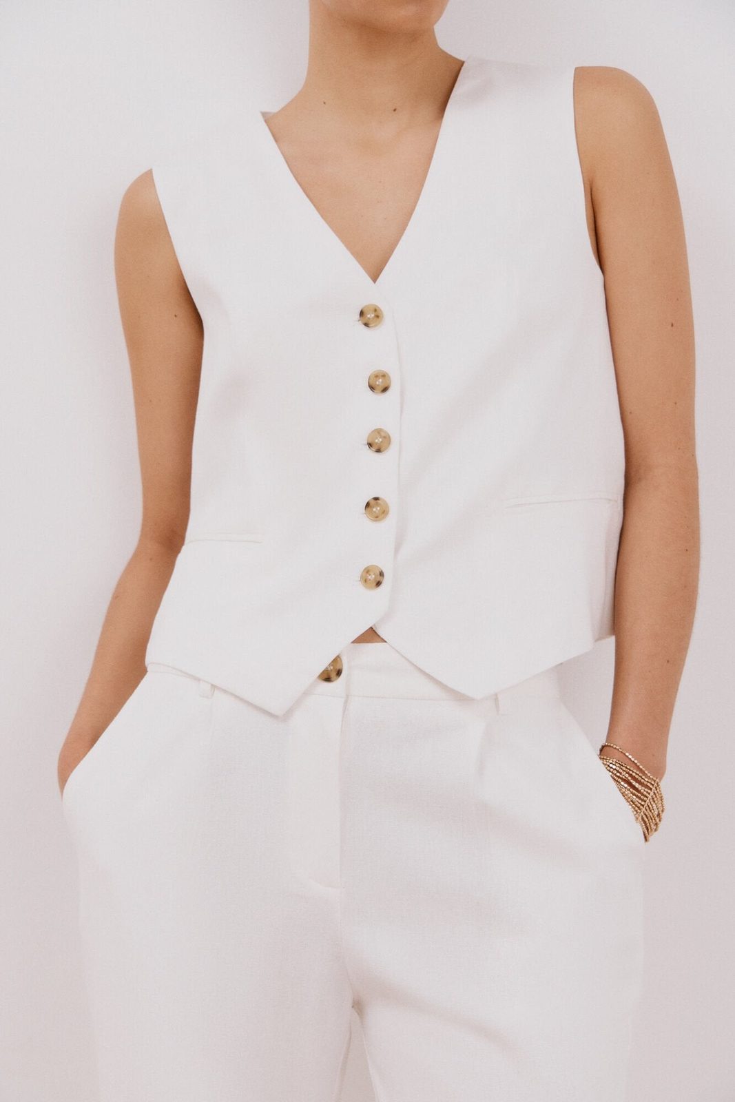 Cortefiel Open Vest With Sleeveless Sleeve - White 3 Shaws Department Stores