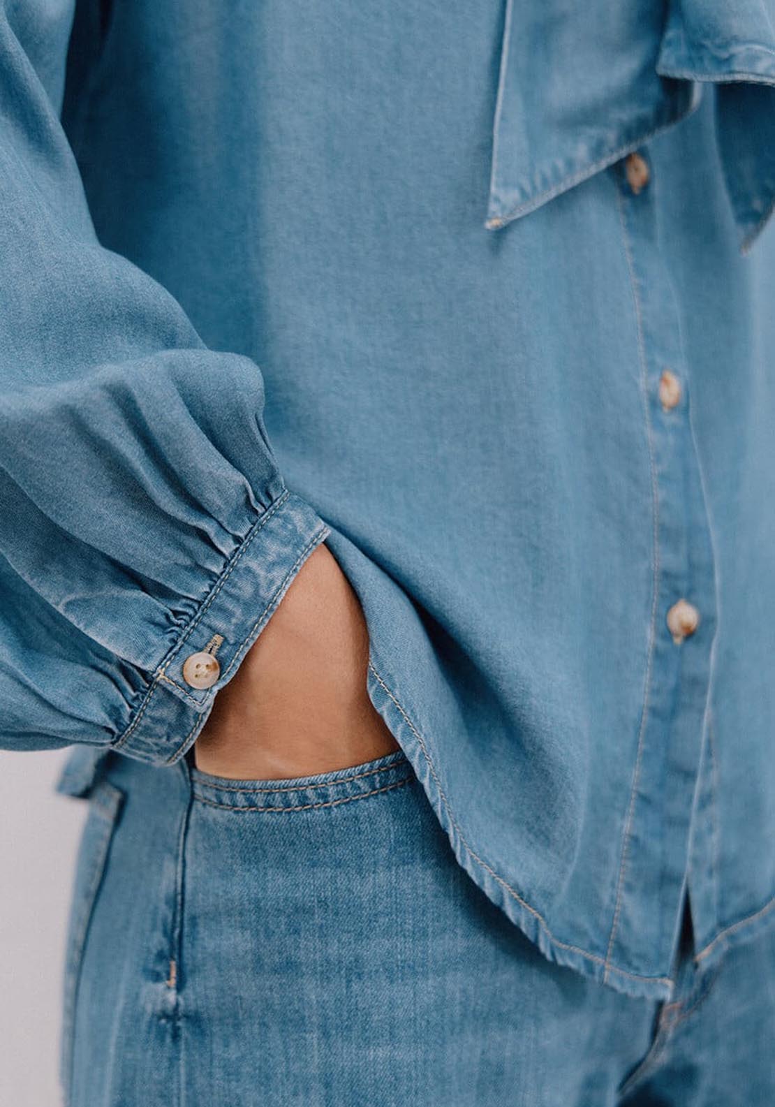 Denim Shirt With Bow Or Tie - Blue