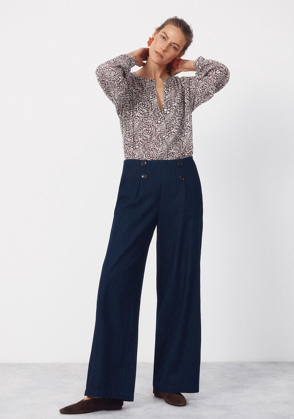 Round Neck Blouse - Brown