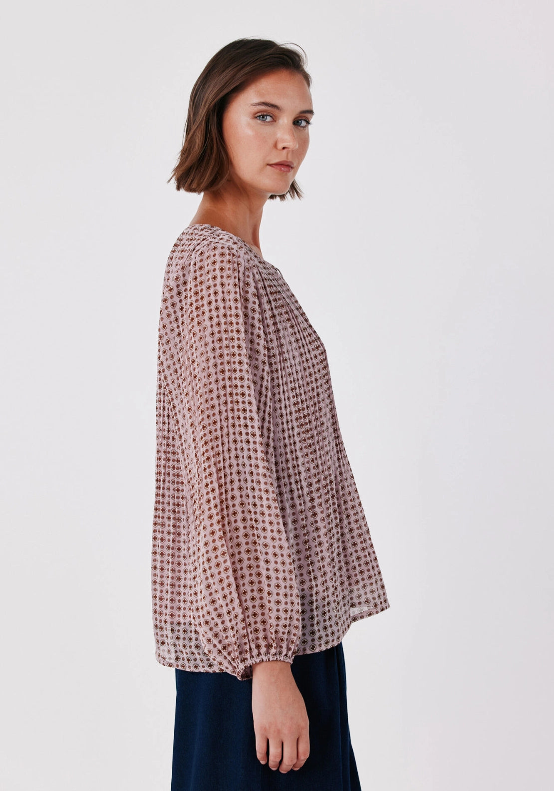Print Pattern Loose Shirt With Tie Neck - Purple/lilac