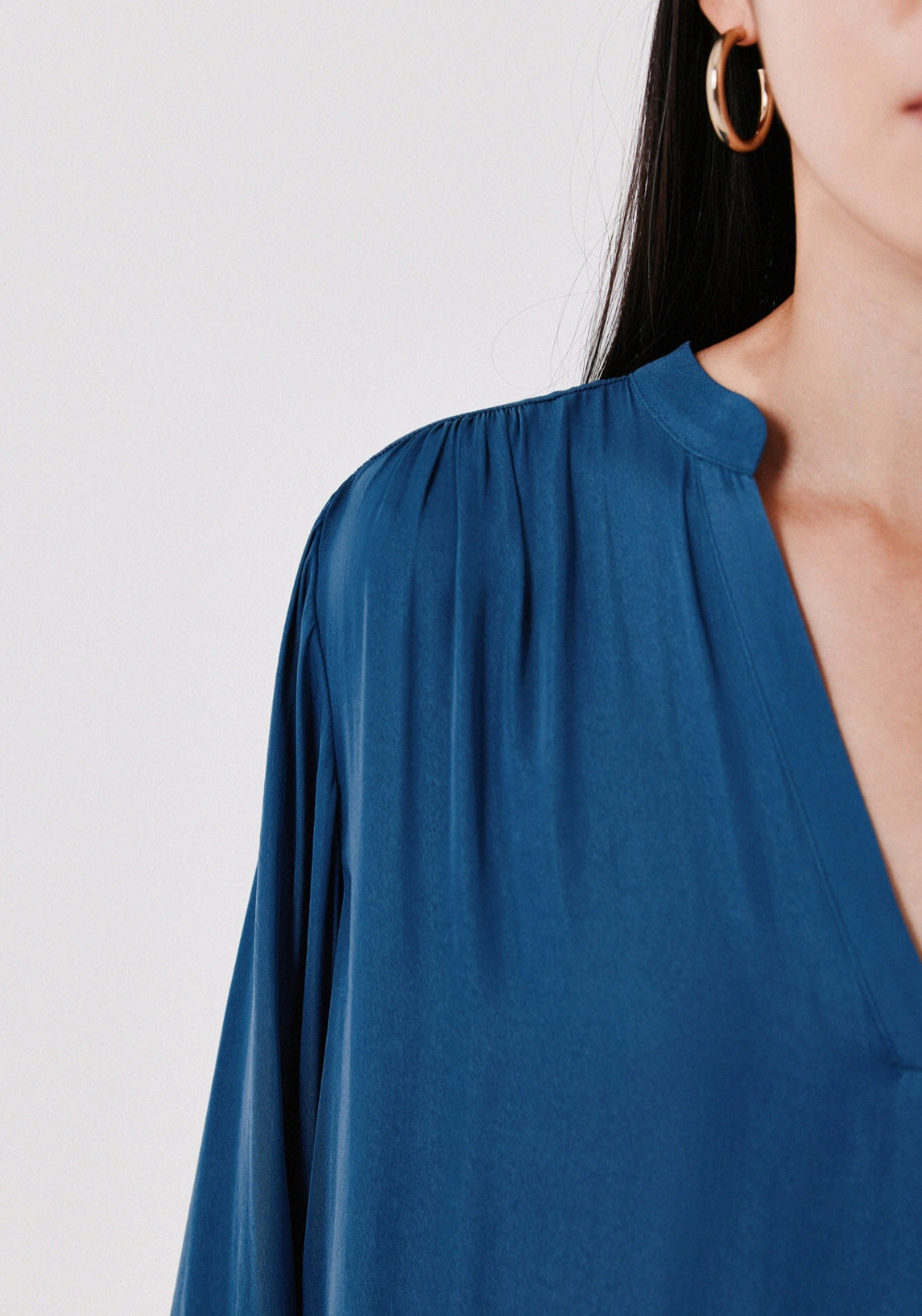Satin-Finish Fluid Blouse - Dark Blue