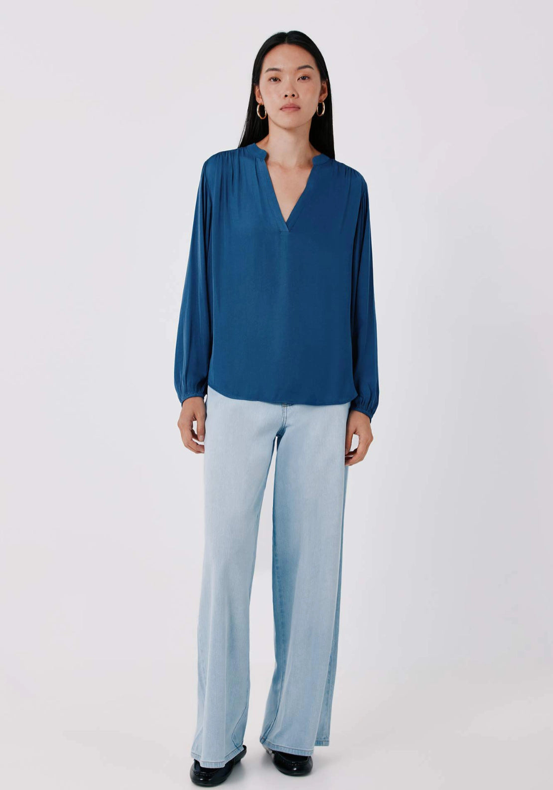 Satin-Finish Fluid Blouse - Dark Blue