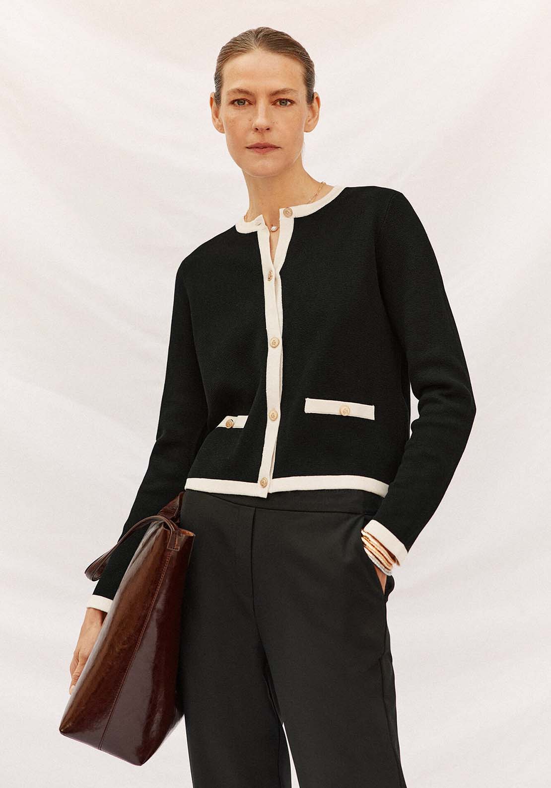 Straight Trousers With Elasticated Back - Black