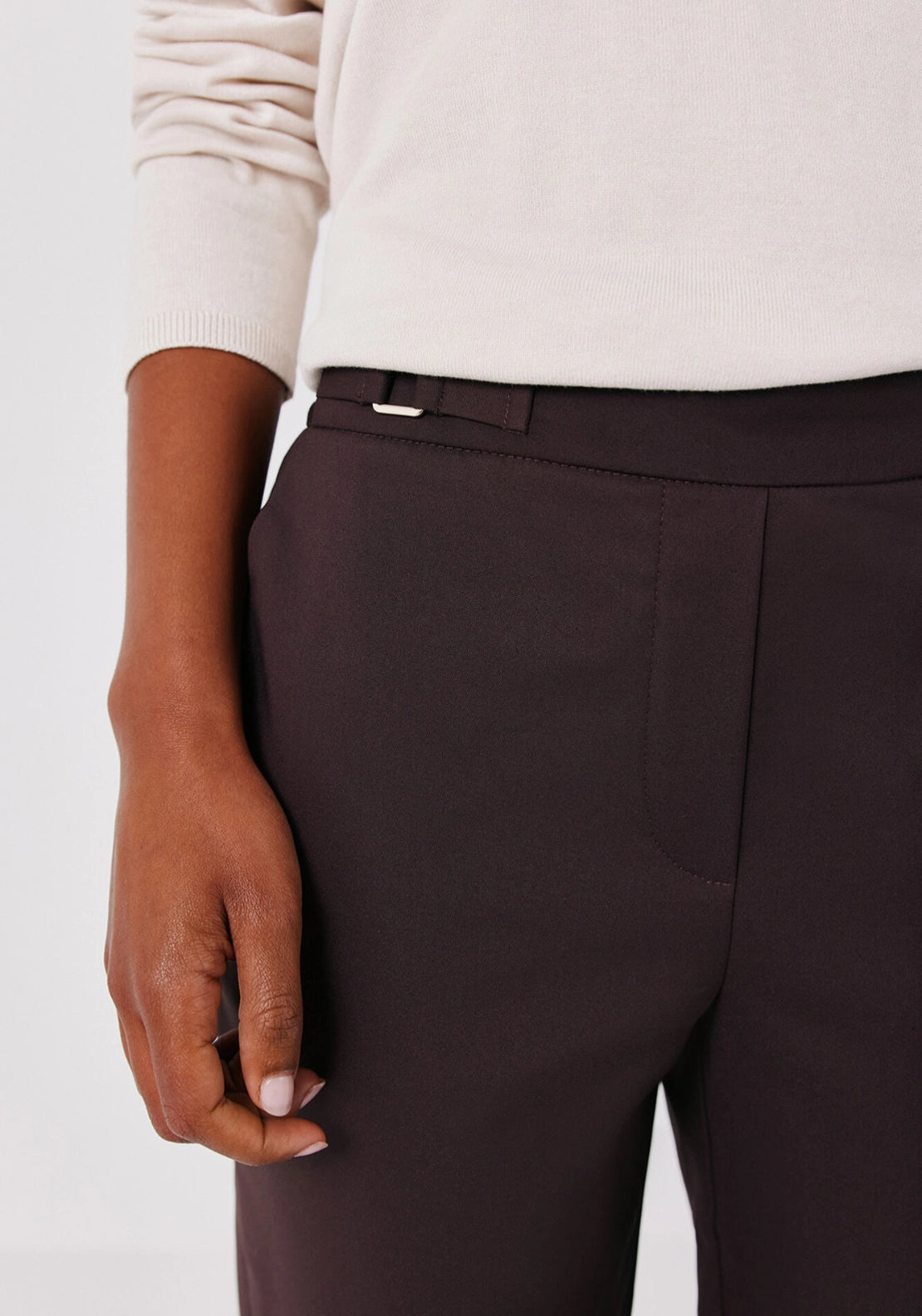 Straight Trousers With Elasticated Back - Chocolate