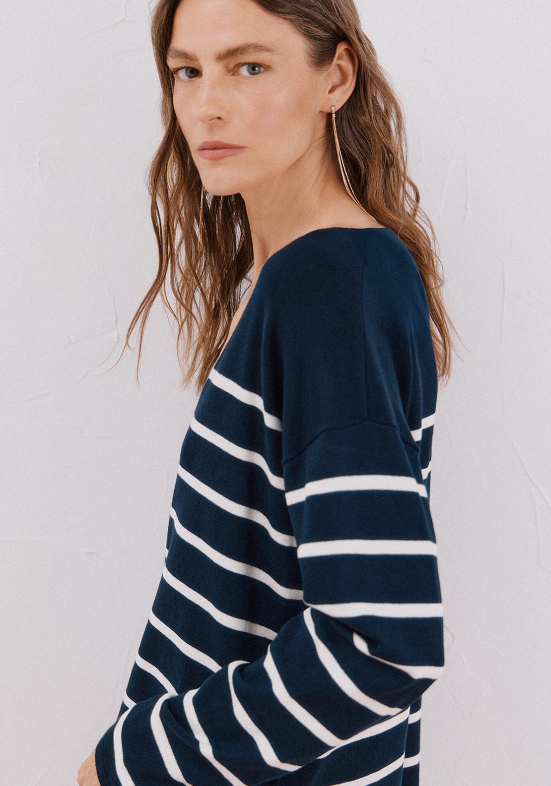 V Neck Sweater - Blue
