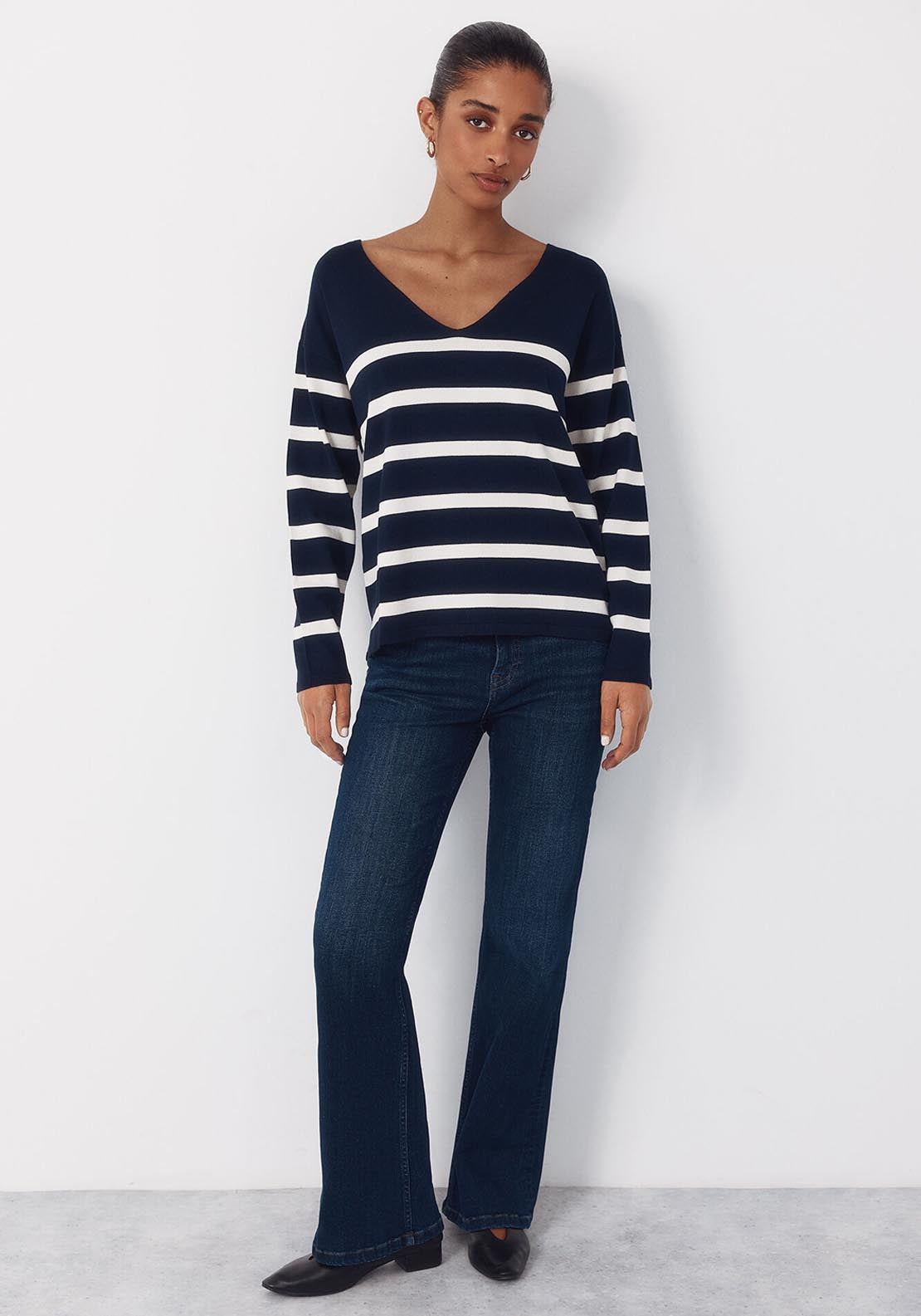 V Neck Jumper - Blue