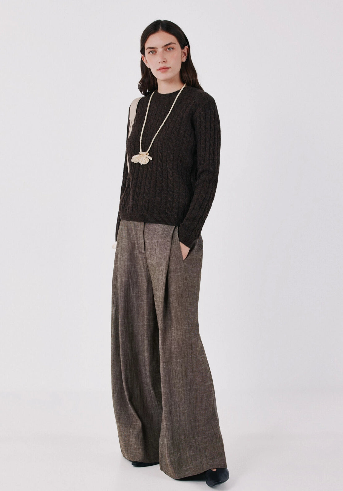 Light CableKnit Sweater - Dark Brown