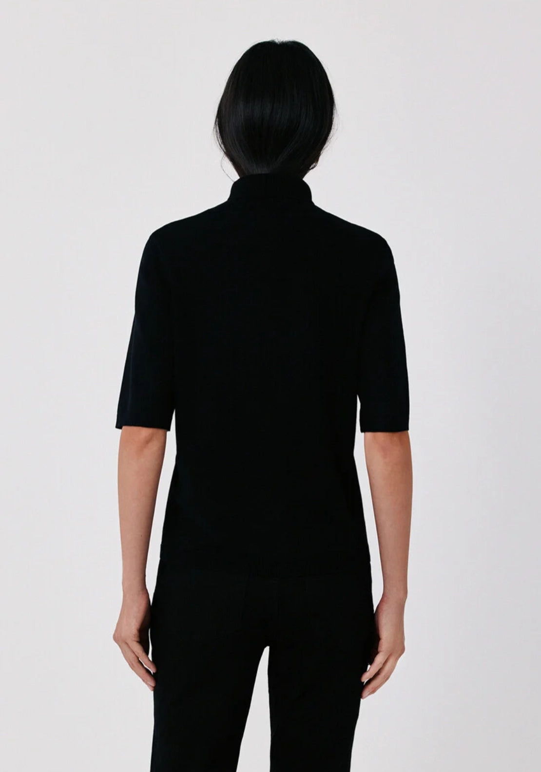 Short Sleeve Turtleneck Sweater - Black